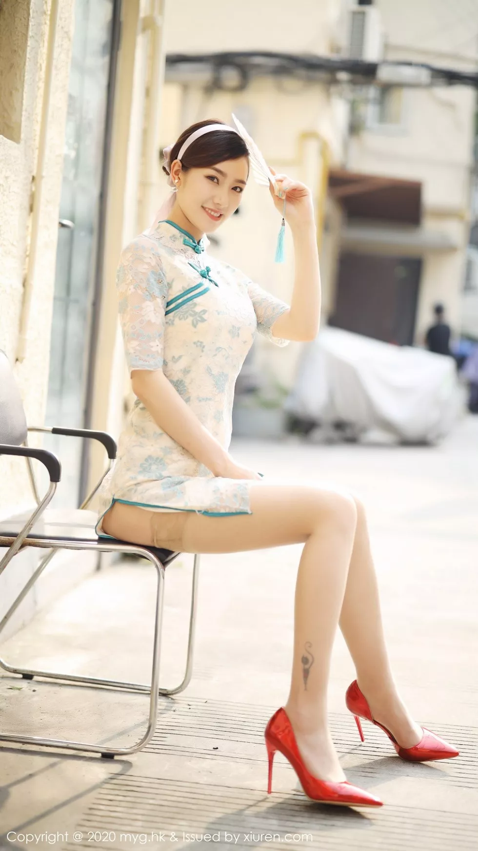 [MyGirl美媛馆]Vol.446_模特方子萱私房古韵旗袍配现代丝袜秀高挑身材诱惑写真105P