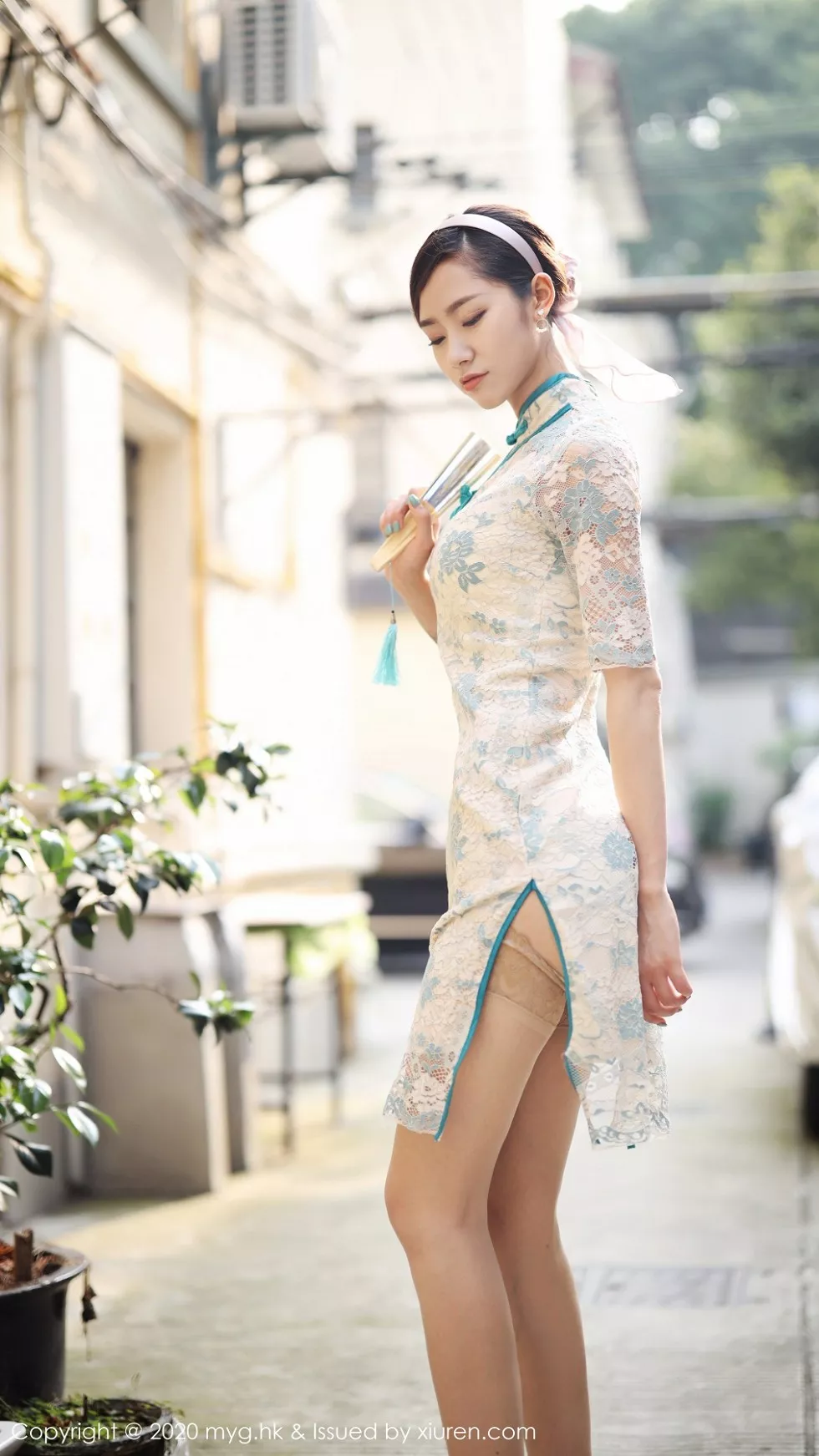 [MyGirl美媛馆]Vol.446_模特方子萱私房古韵旗袍配现代丝袜秀高挑身材诱惑写真105P
