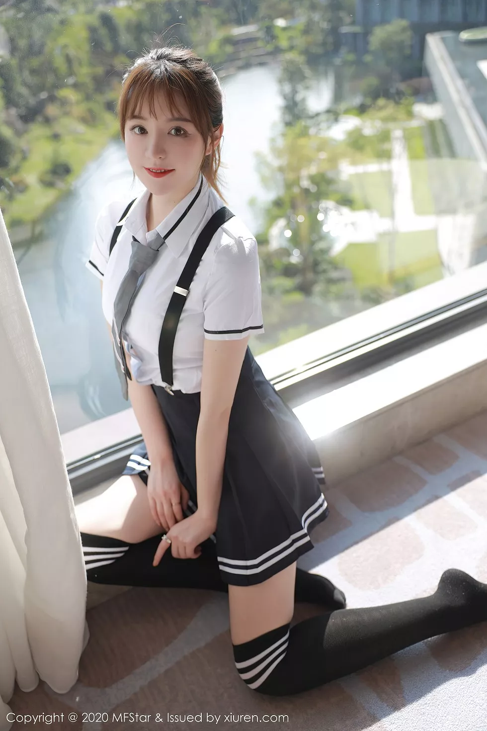 [MFStar模范学院]Vol.390_嫩模yoo优优四川旅拍学院风校服主题半脱露性感内衣写真67P