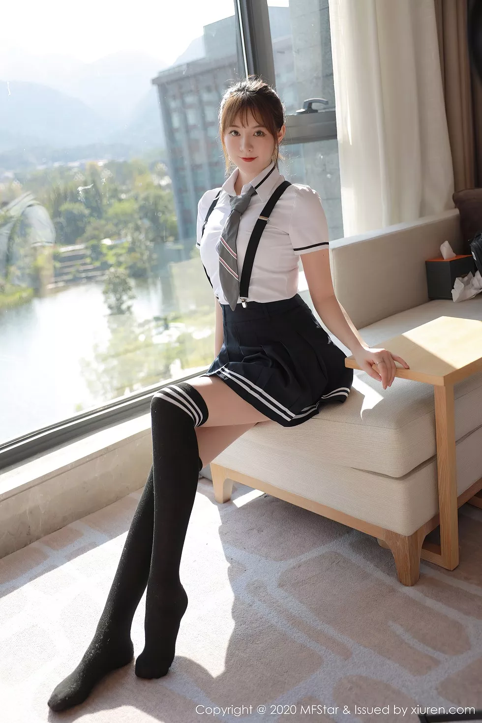 [MFStar模范学院]Vol.390_嫩模yoo优优四川旅拍学院风校服主题半脱露性感内衣写真67P
