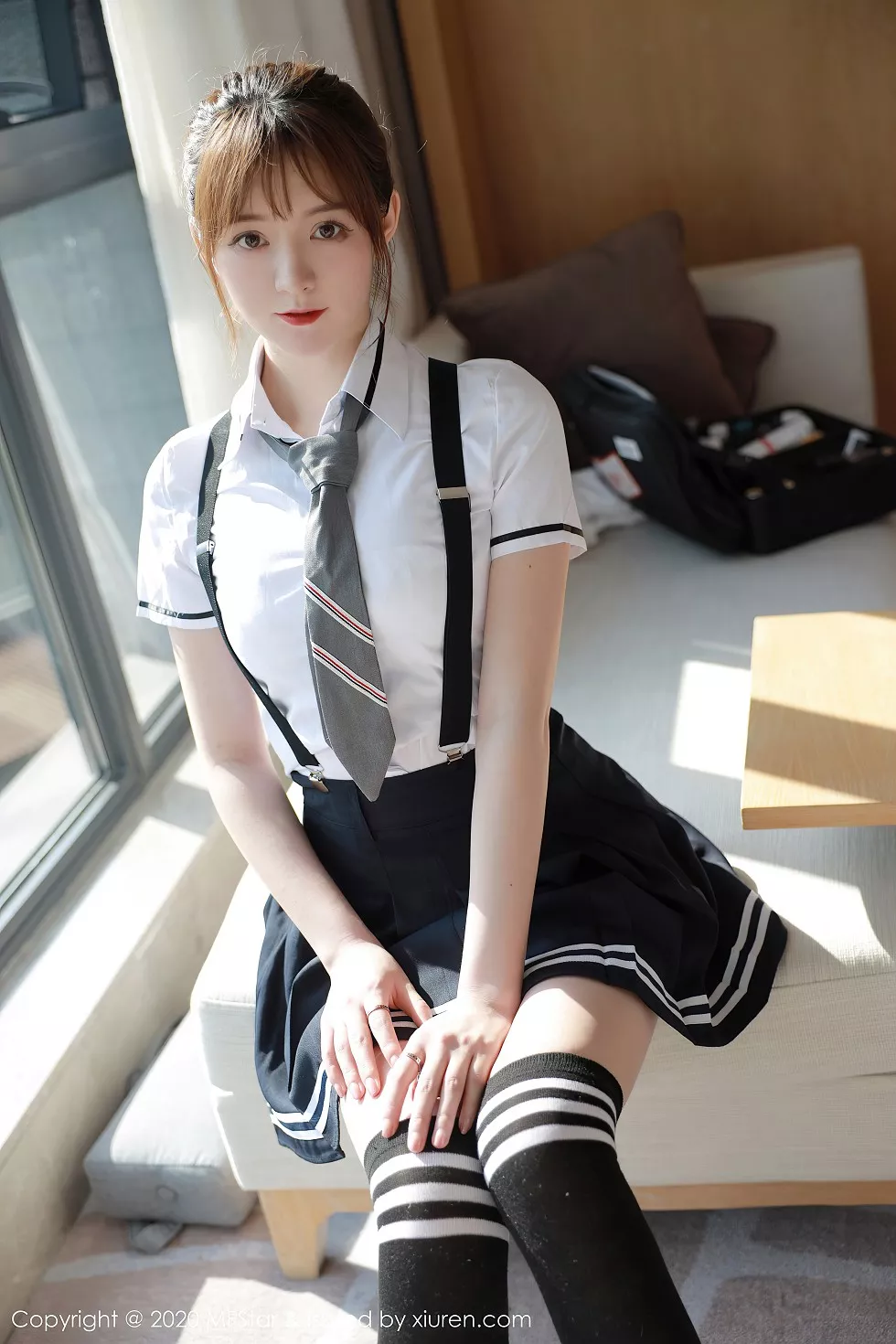 [MFStar模范学院]Vol.390_嫩模yoo优优四川旅拍学院风校服主题半脱露性感内衣写真67P