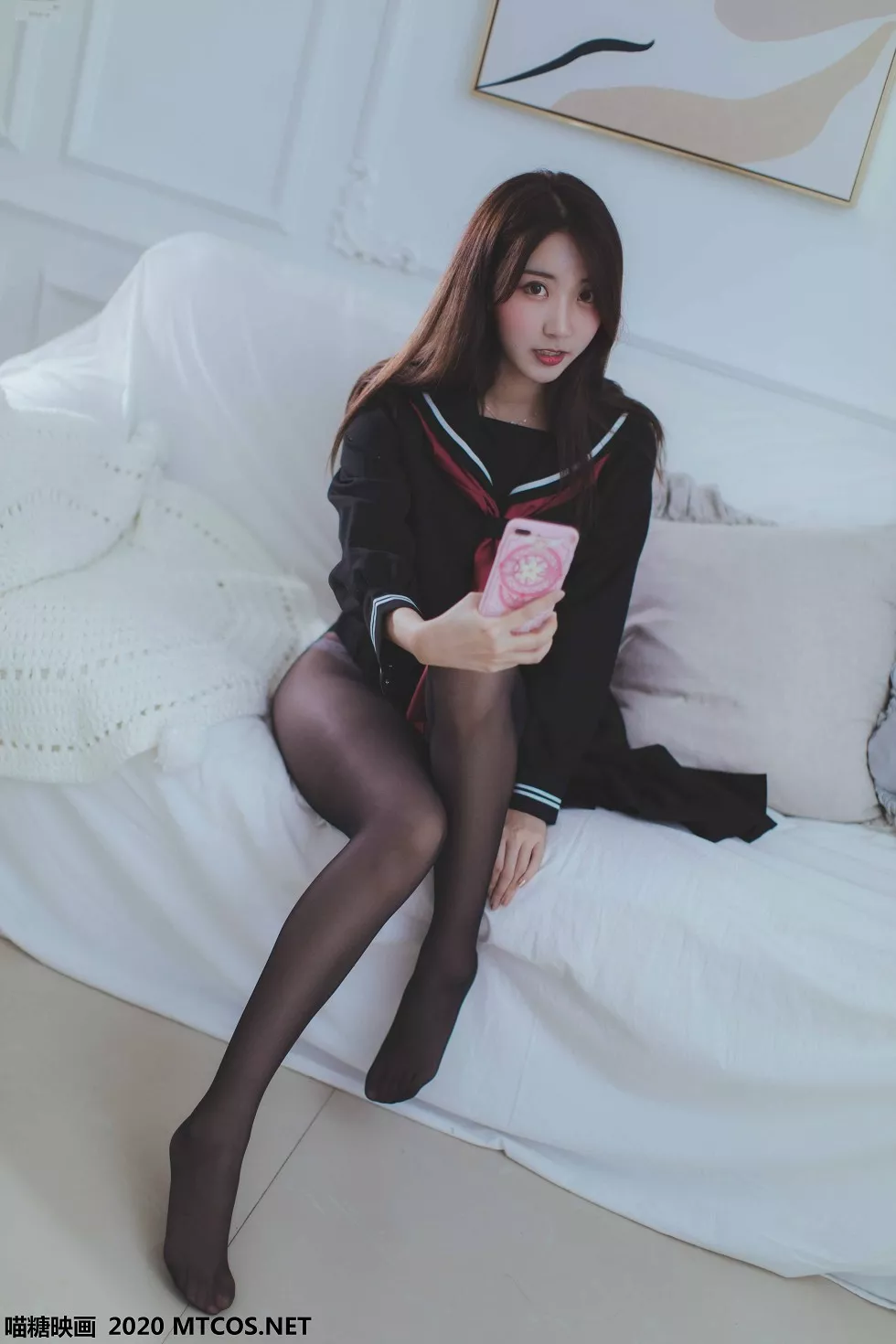 [喵糖映画]JKL.002_黑色JK少女私房超薄黑丝裤袜透视秀白色蕾丝内裤诱惑写真50P