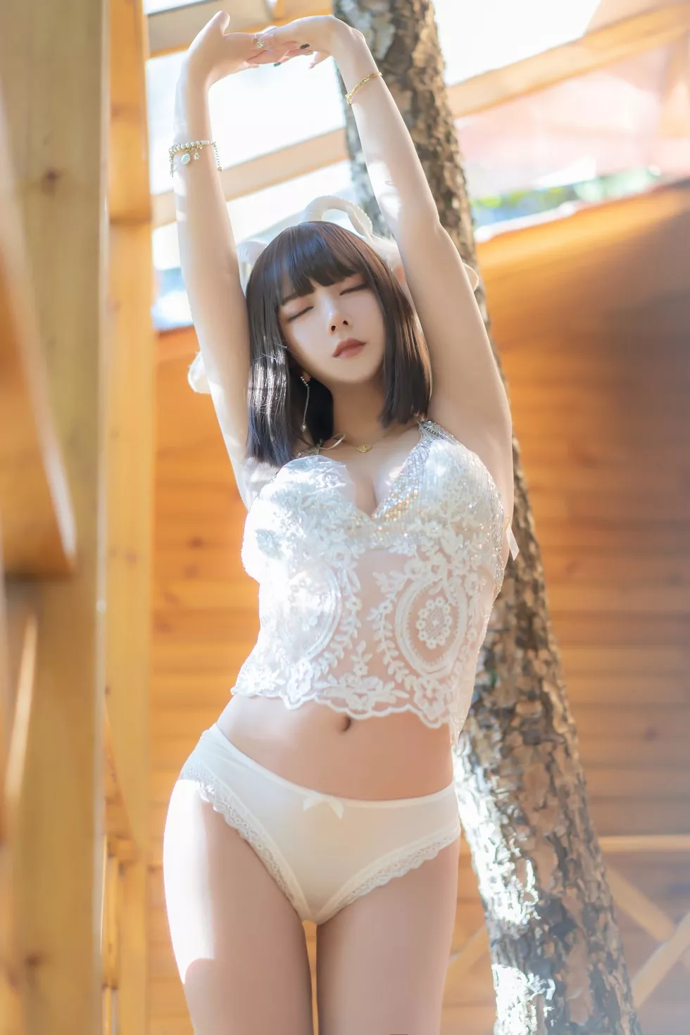 斗鱼主播过期米线线喵小羊装扮性感内衣秀完美身材露豪乳惹火诱惑写真66P