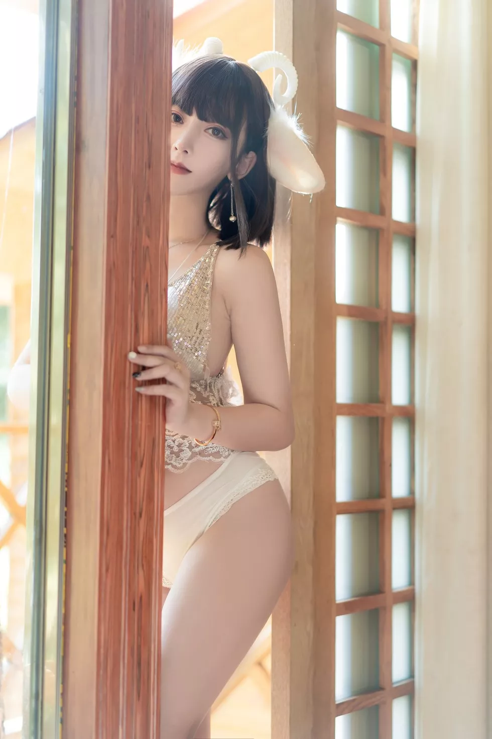 斗鱼主播过期米线线喵小羊装扮性感内衣秀完美身材露豪乳惹火诱惑写真66P