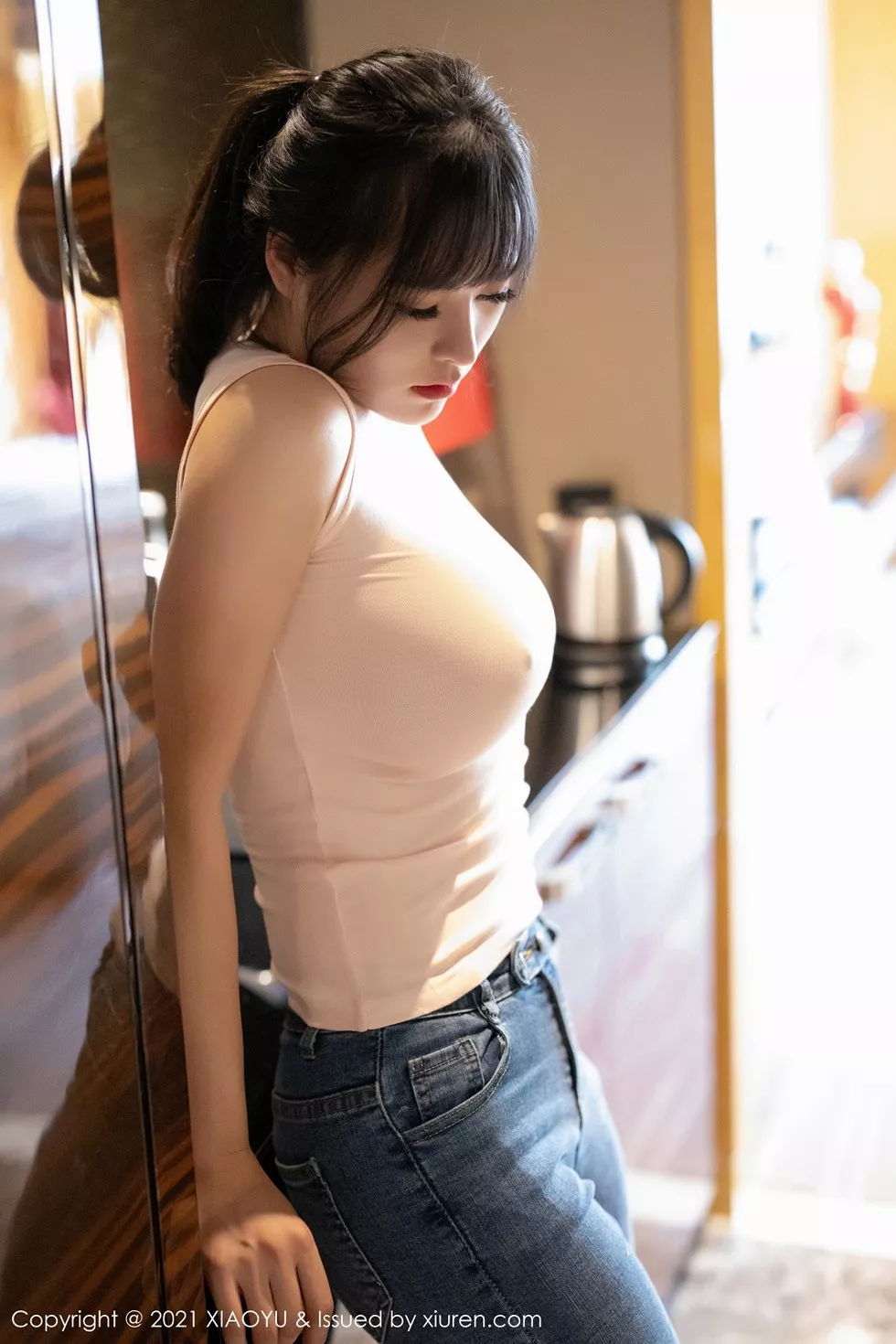 [XiaoYu画语界]Vol.468_嫩模奈沐子私房薄透上衣真空无内激凸朦胧肉丝秀翘臀诱惑写真70P