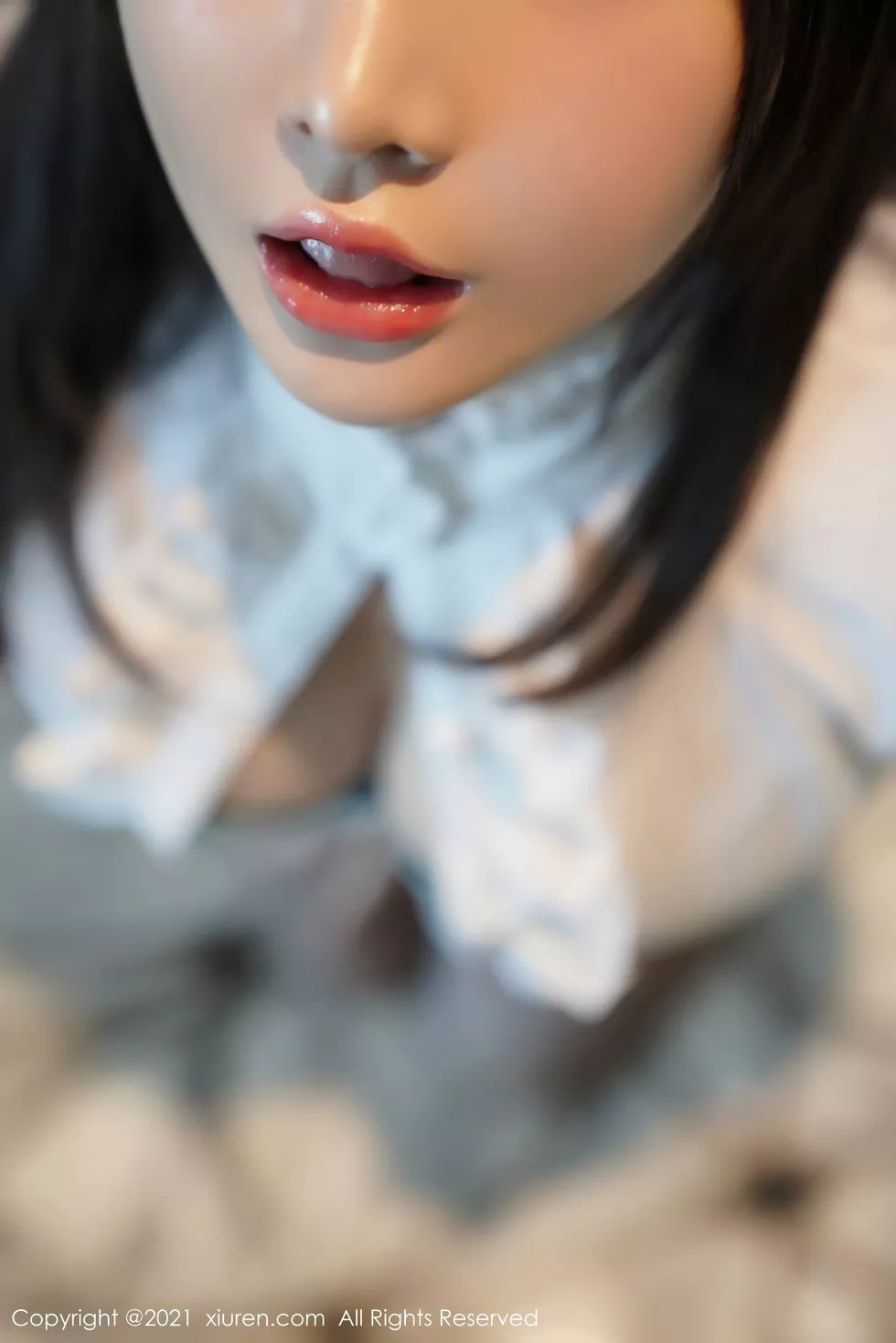 XiuRen第3026期_女神糯美子Mini澳门旅拍前台接待剧情主题黑丝裤袜诱惑写真72P