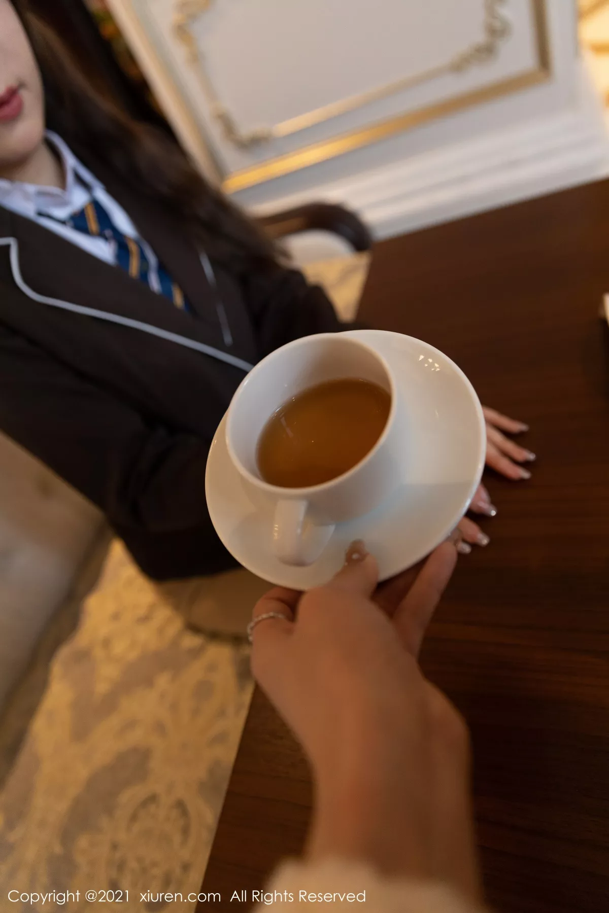 XiuRen第3176期_女神王雨纯厦门旅拍下午茶主题酒店剧情循序渐进发展诱惑写真70P