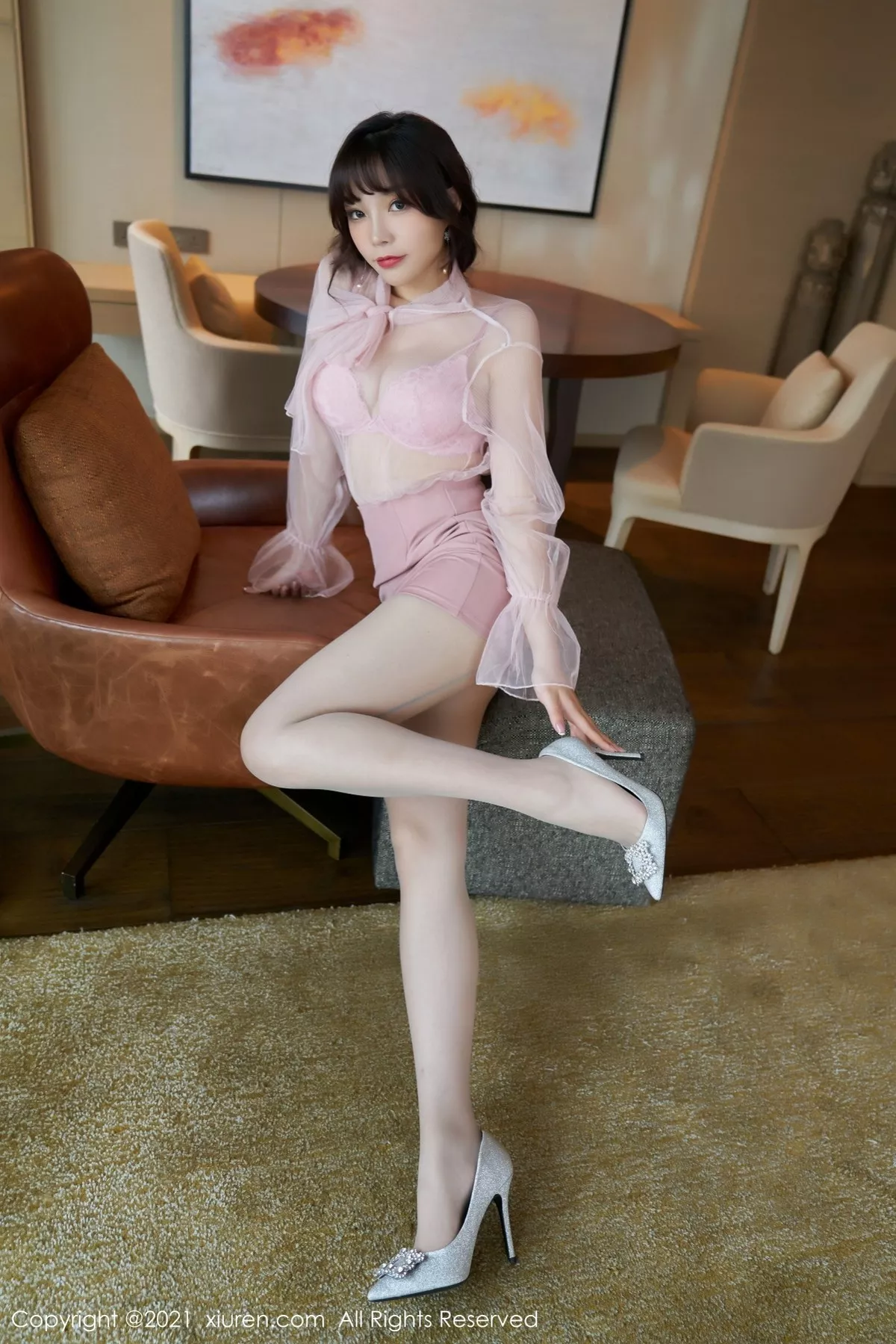 XiuRen第3306期_女神芝芝Booty私房粉色薄纱服饰透视秀火辣身材完美诱惑写真79P