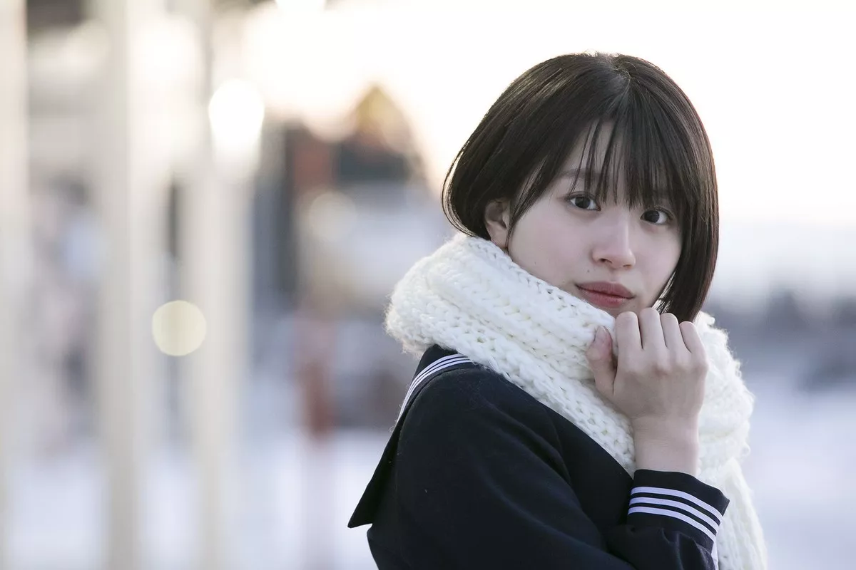 日本清纯美少女浅仓树树教室学生制服+沙滩边性感比基尼秀完美身材写真101P
