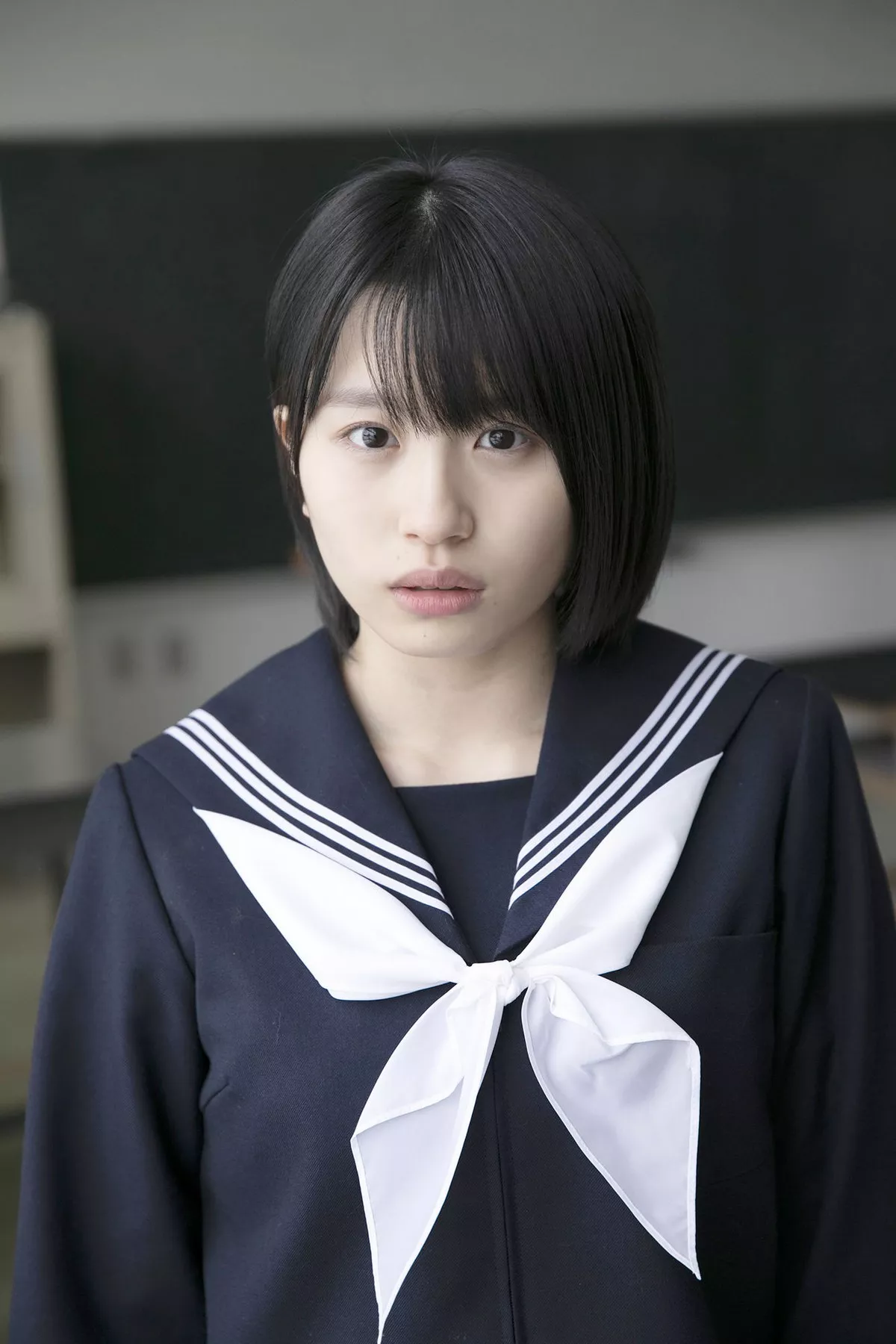 日本清纯美少女浅仓树树教室学生制服+沙滩边性感比基尼秀完美身材写真101P