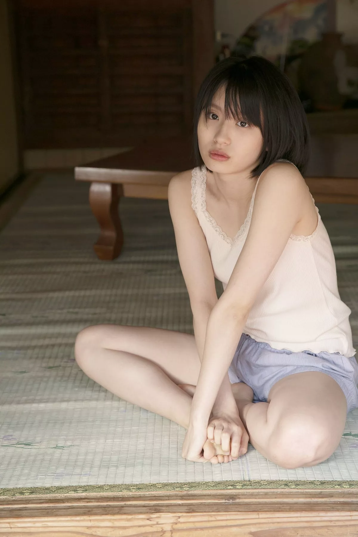 日本清纯美少女浅仓树树教室学生制服+沙滩边性感比基尼秀完美身材写真101P