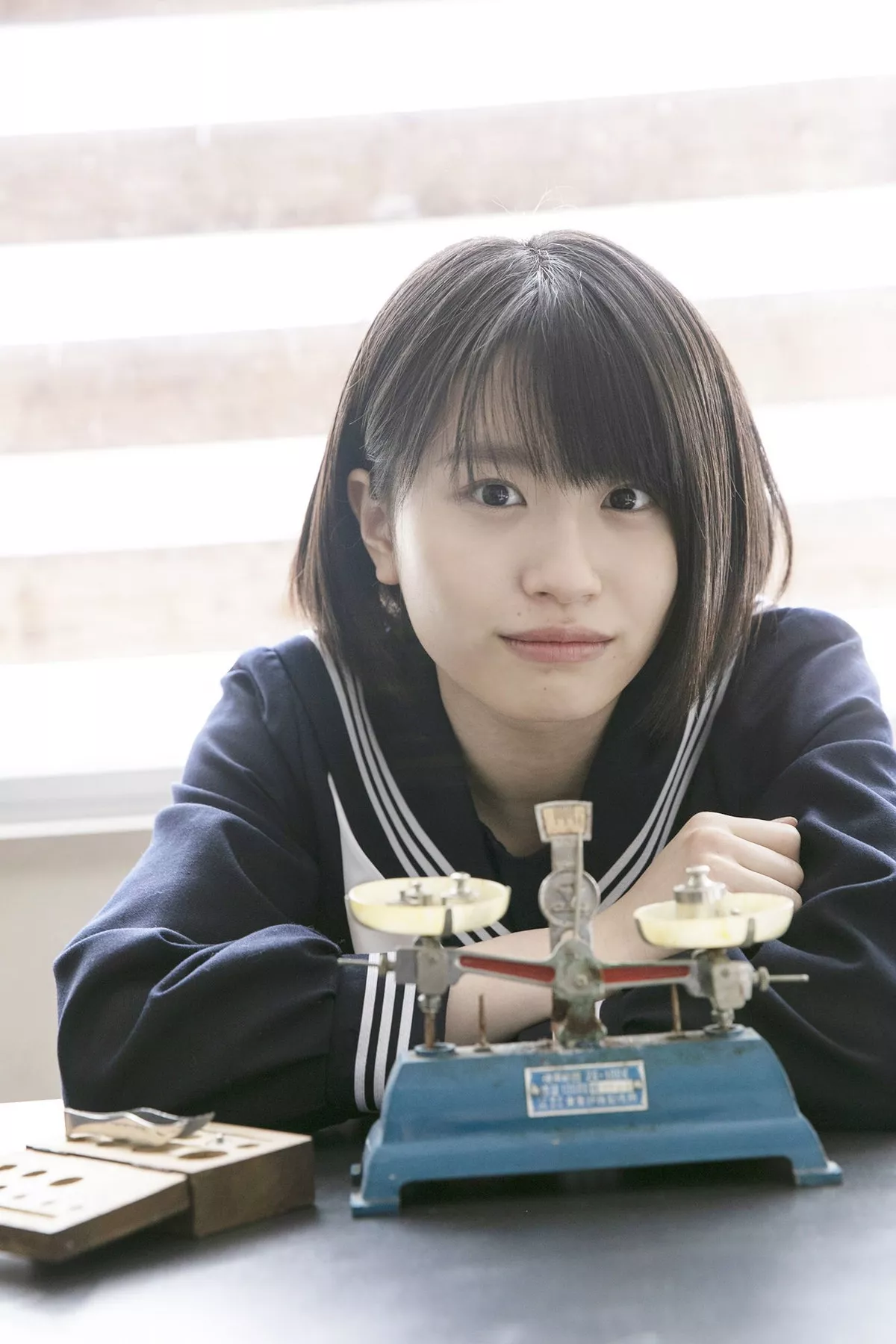 日本清纯美少女浅仓树树教室学生制服+沙滩边性感比基尼秀完美身材写真101P