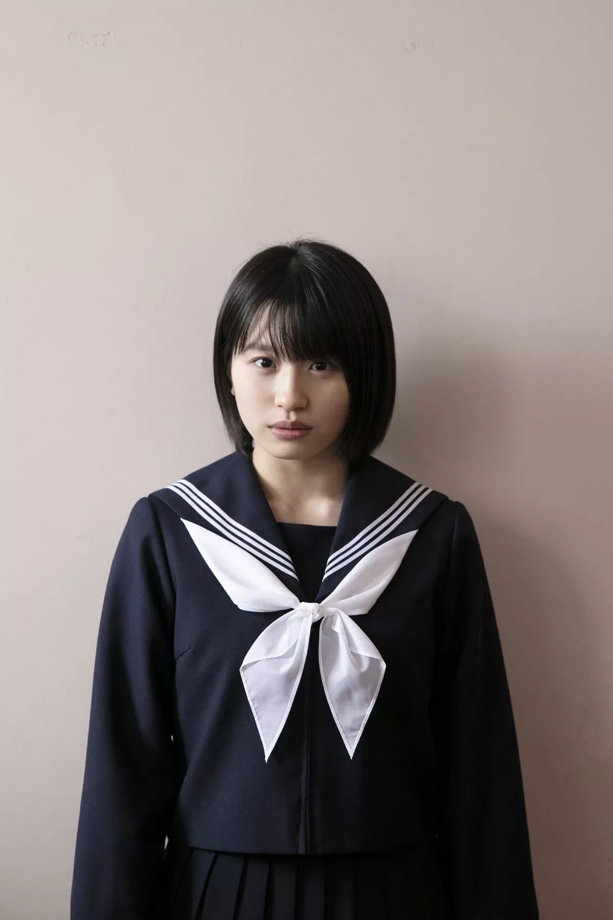 日本清纯美少女浅仓树树教室学生制服+沙滩边性感比基尼秀完美身材写真101P