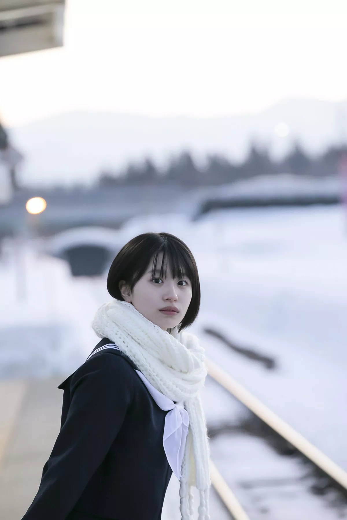 日本清纯美少女浅仓树树教室学生制服+沙滩边性感比基尼秀完美身材写真101P