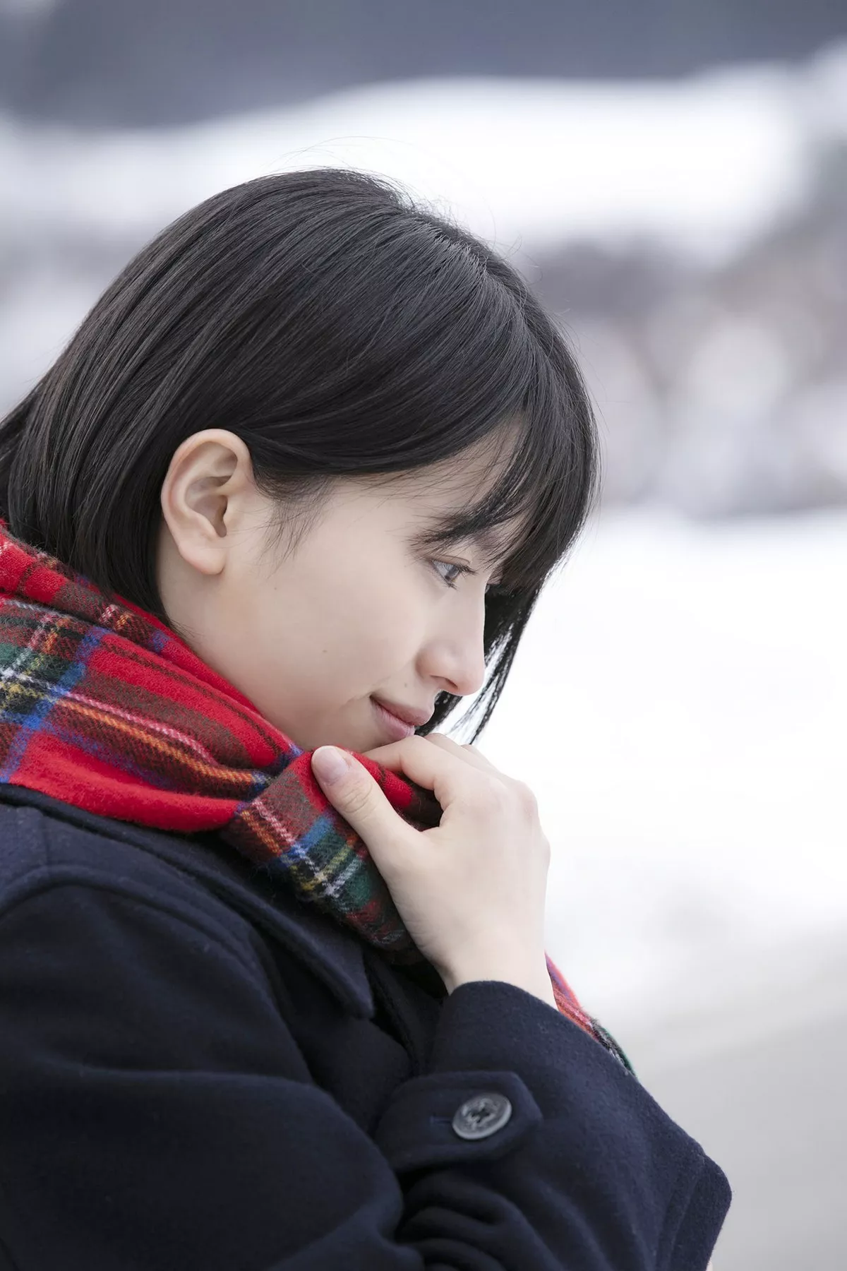 日本清纯美少女浅仓树树教室学生制服+沙滩边性感比基尼秀完美身材写真101P