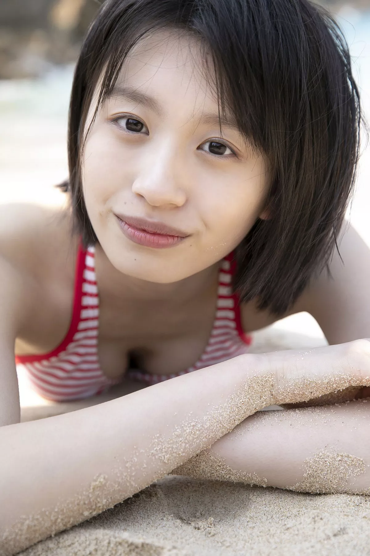 日本清纯美少女浅仓树树教室学生制服+沙滩边性感比基尼秀完美身材写真101P