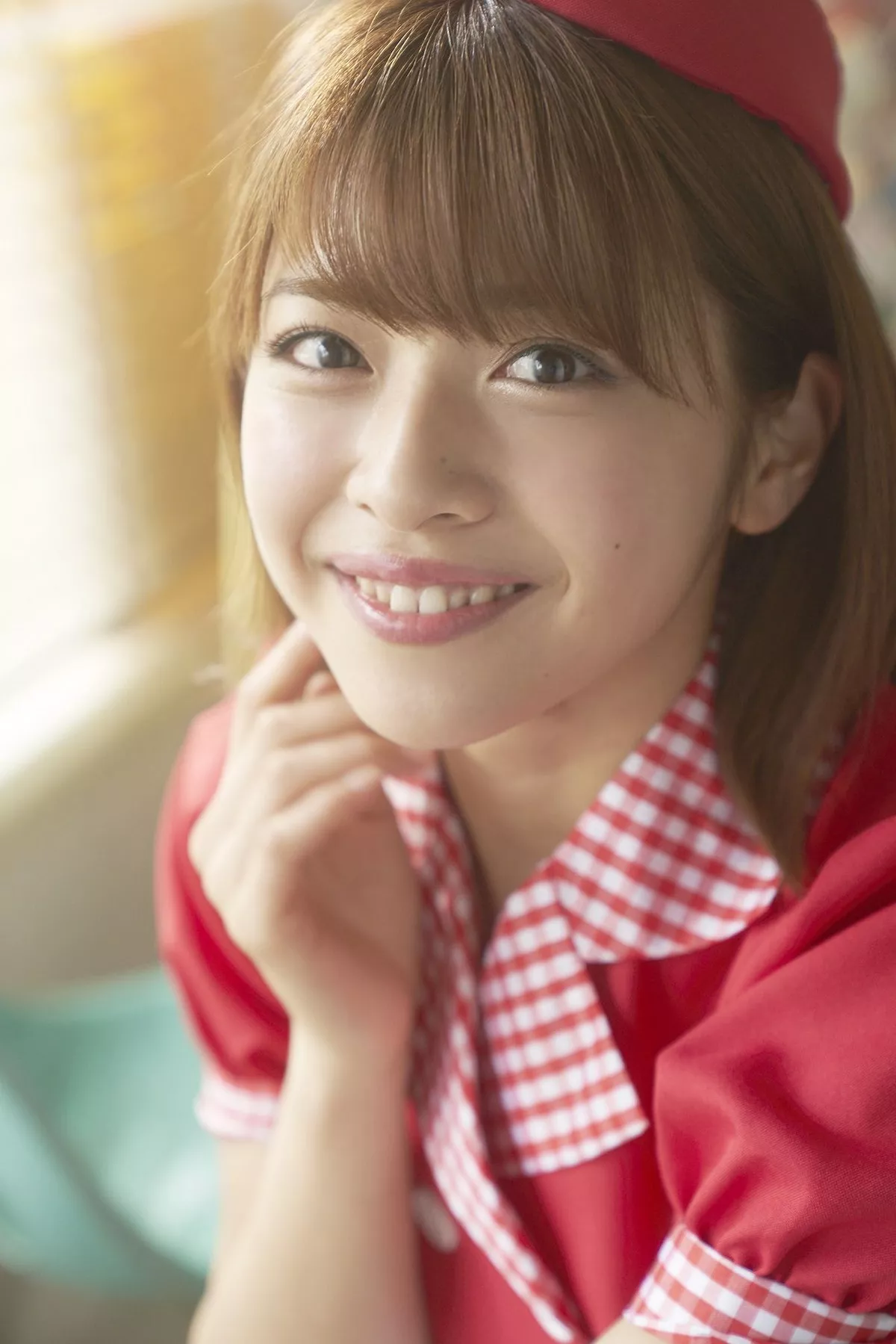 日本美少女金泽朋子室内厨娘+户外和服系列清纯写真100P