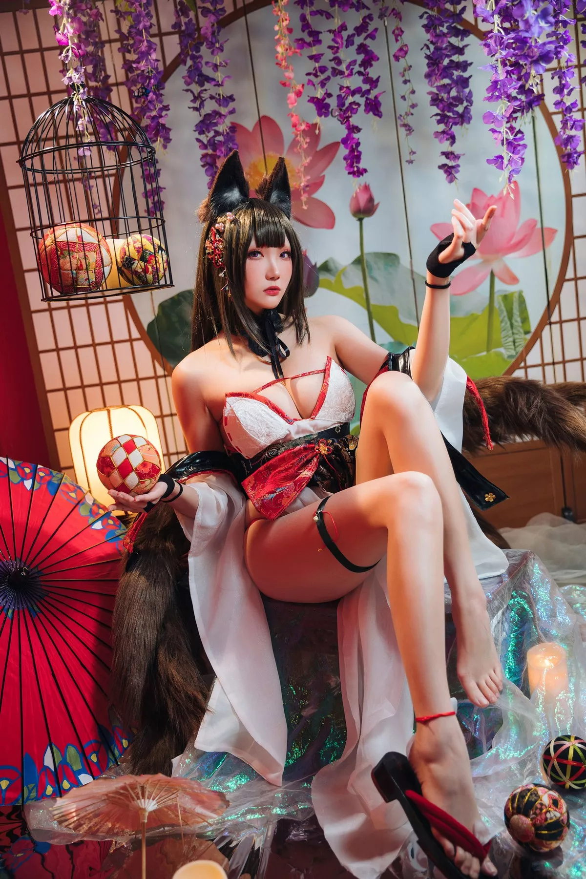 COS福利Coser瓜希酱天城主题私房情趣服饰露豪乳翘臀撩人诱惑写真30P
