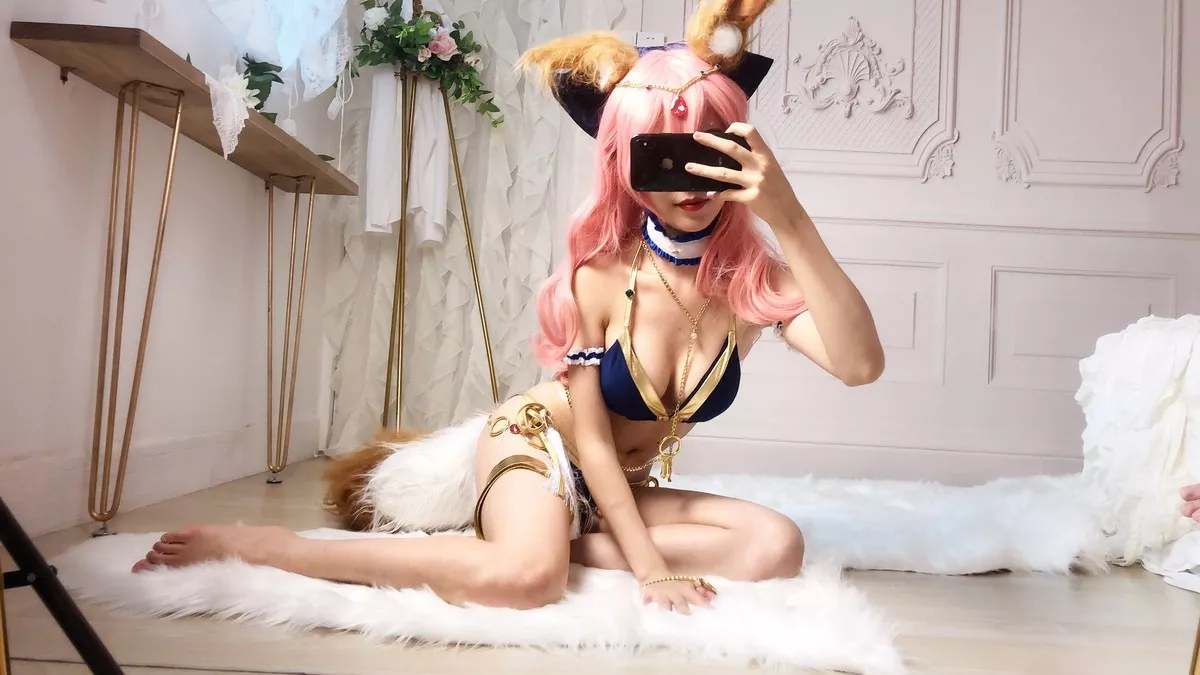 网络美女抖娘-利世玉藻前舞娘主题私房黑色内衣秀完美身材撩人诱惑写真37P