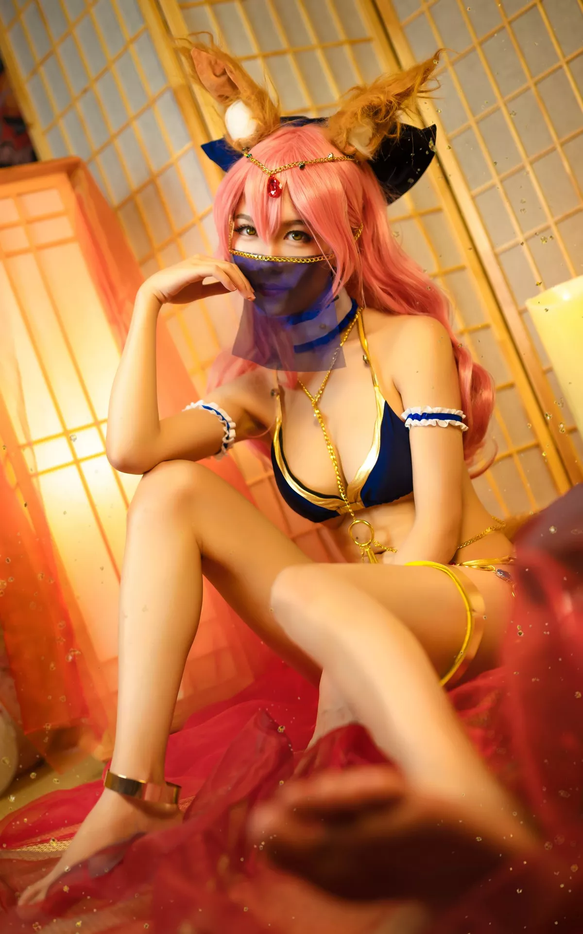 网络美女抖娘-利世玉藻前舞娘主题私房黑色内衣秀完美身材撩人诱惑写真37P