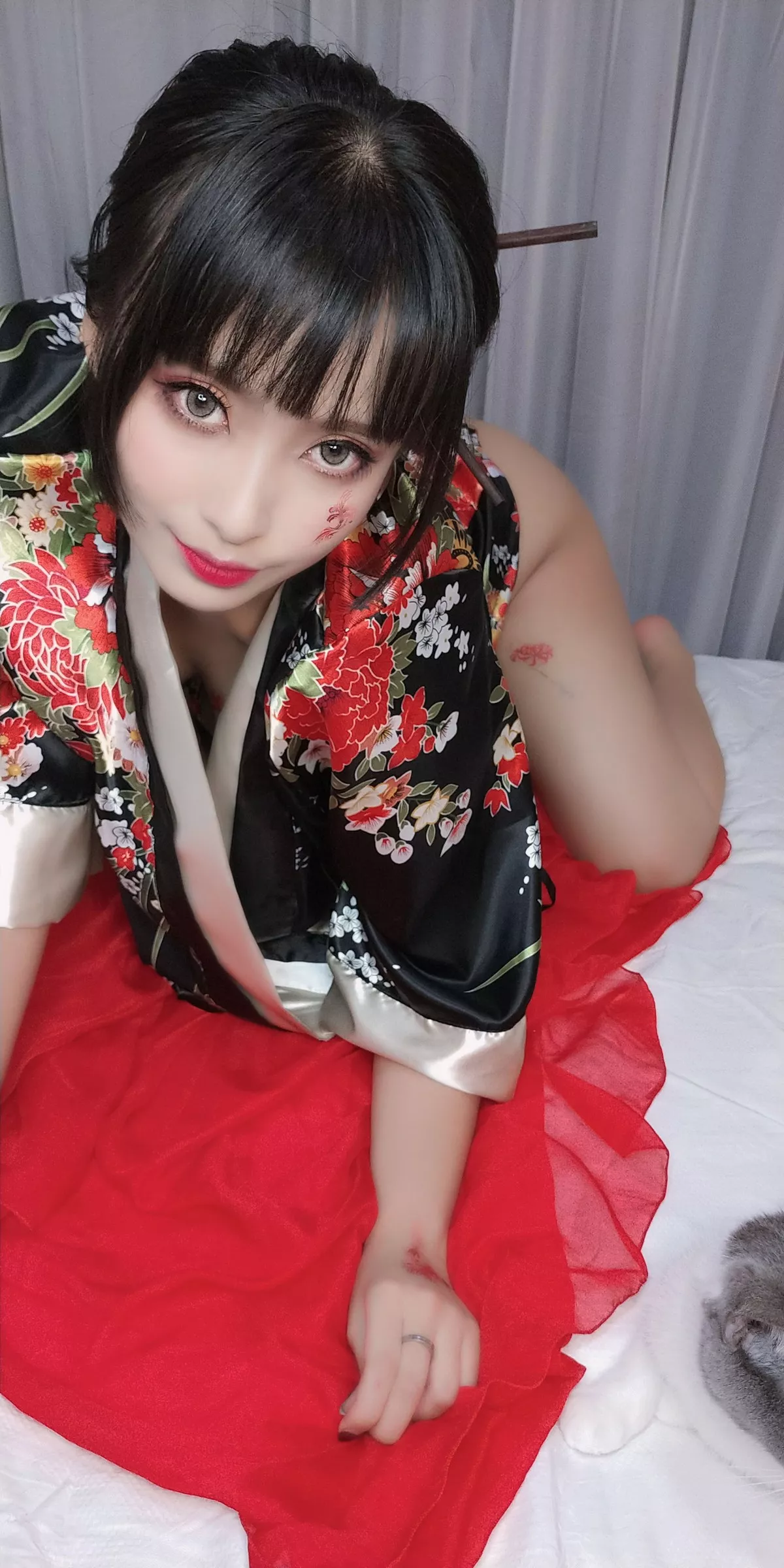 动漫博主洛璃LoLiSAMA歌舞伎主题真空服饰配黑色丁字裤惹火诱惑写真92P