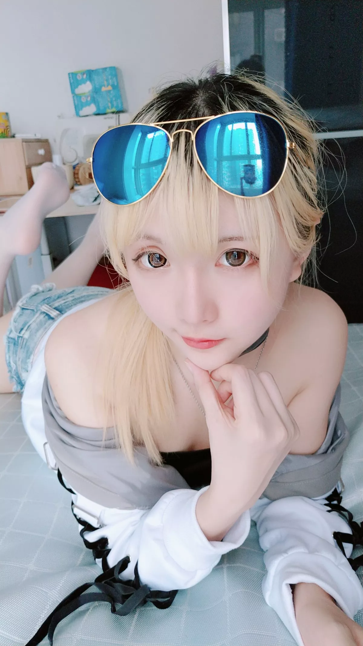 Coser小姐姐星之迟迟莉莉丝主题私房抹胸内衣配齐逼牛仔短裤撩人诱惑写真60P