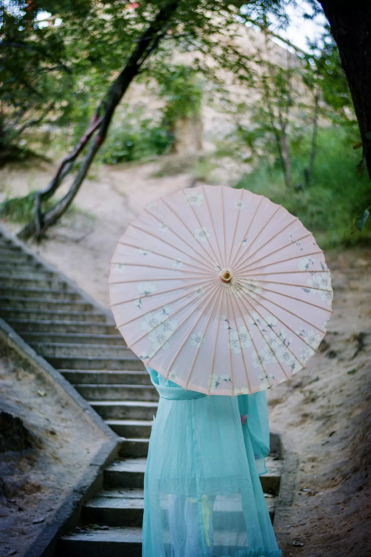 动漫博主楚楚子 - 凹凸世界主题8套合集COS系列性感迷人写真137P