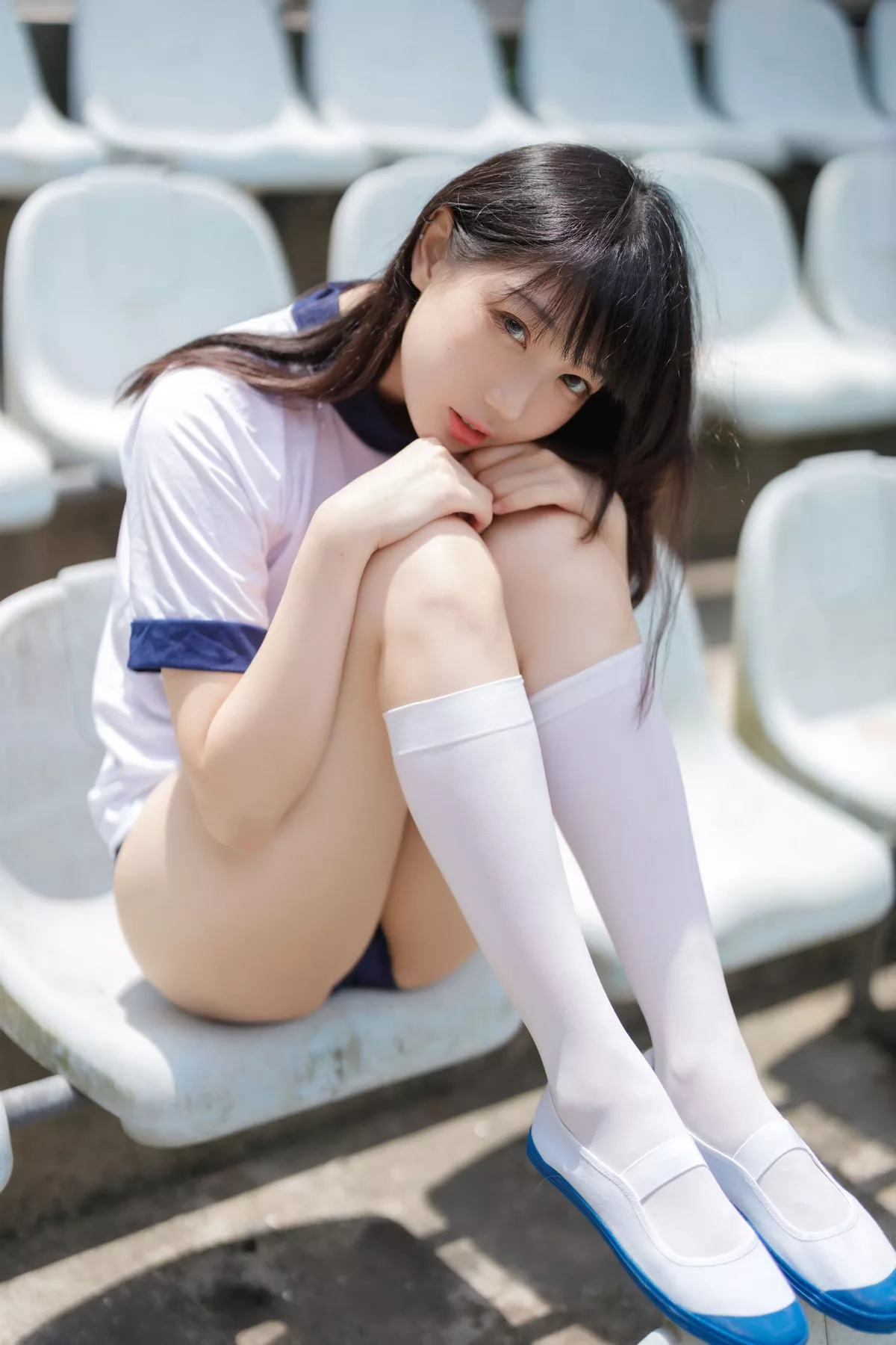 COS福利周叽是可爱兔兔体操服主题户外运动内裤秀翘臀美腿迷人诱惑写真31P
