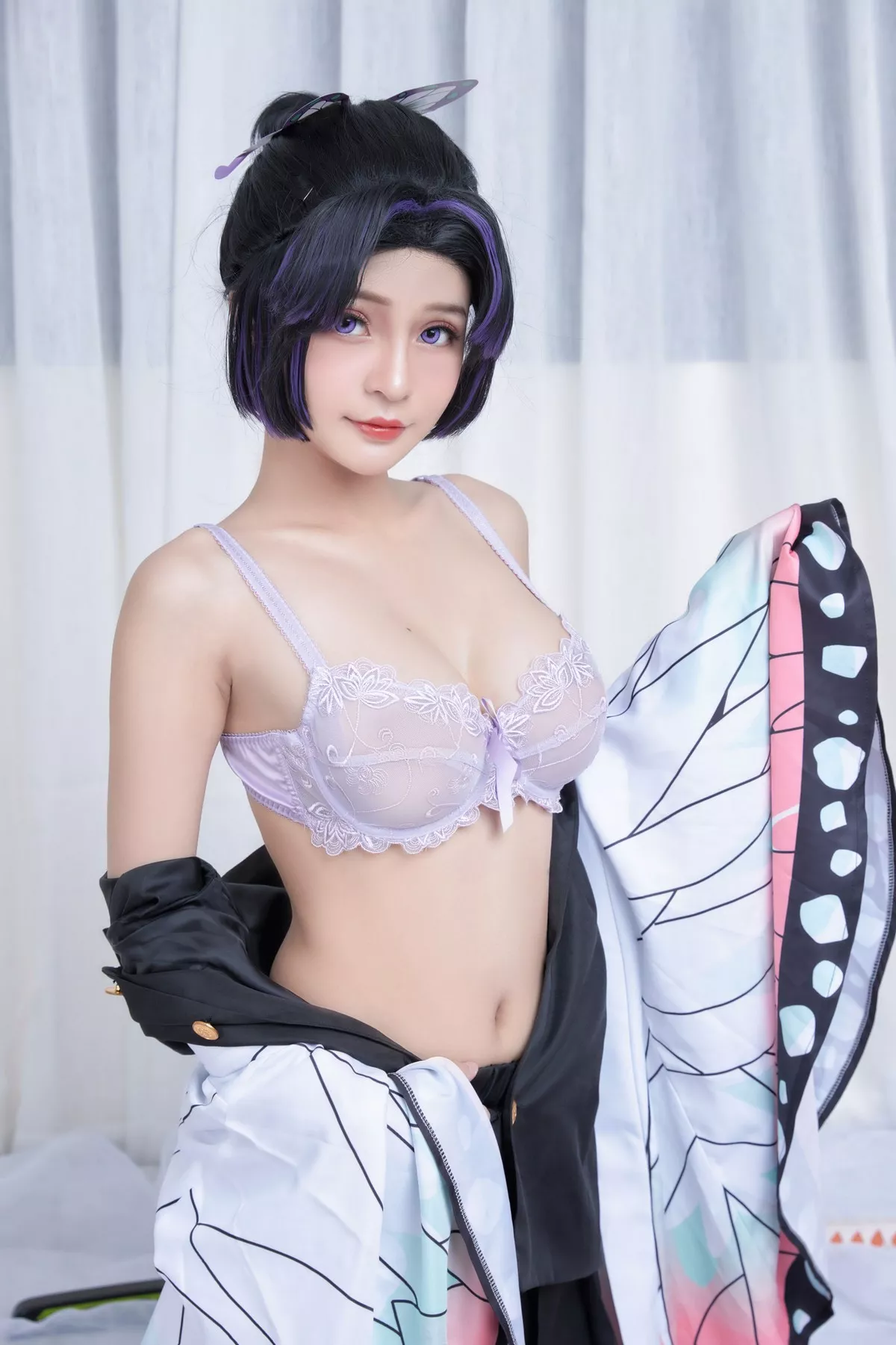 COS福利Azami - Shinobu Kocho主题私房半脱露性感内衣秀傲人豪乳诱惑写真31P