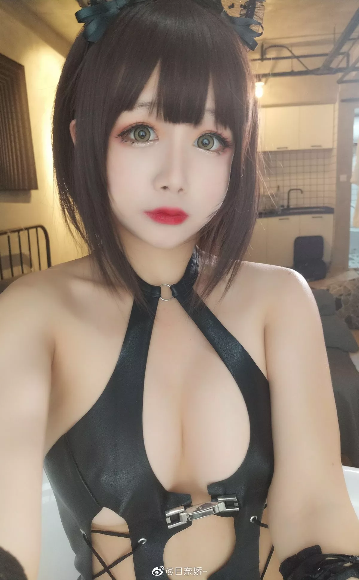 COS福利日奈娇情趣服主题私房黑色皮质情趣内衣秀完美身材豪乳诱惑写真16P