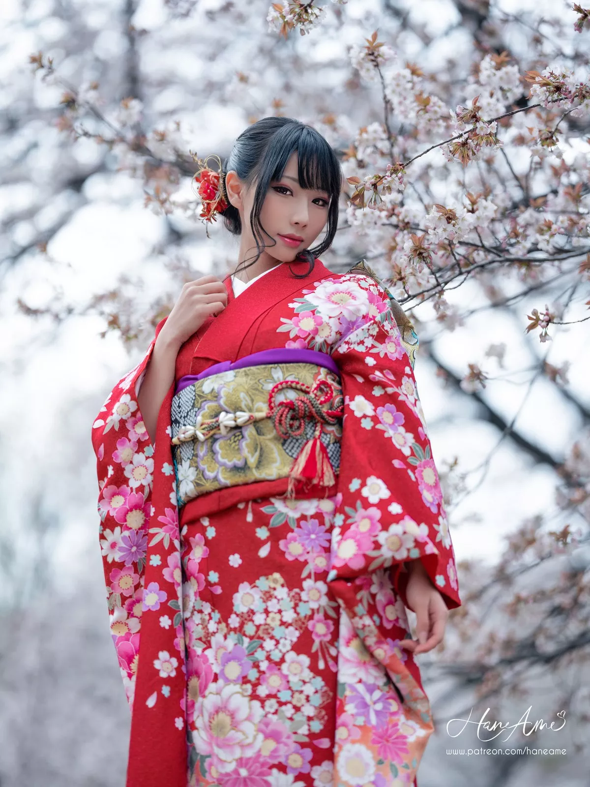 COS福利雨波_HaneAme赤紅和服主题户外樱花树下性感和服迷人写真38P