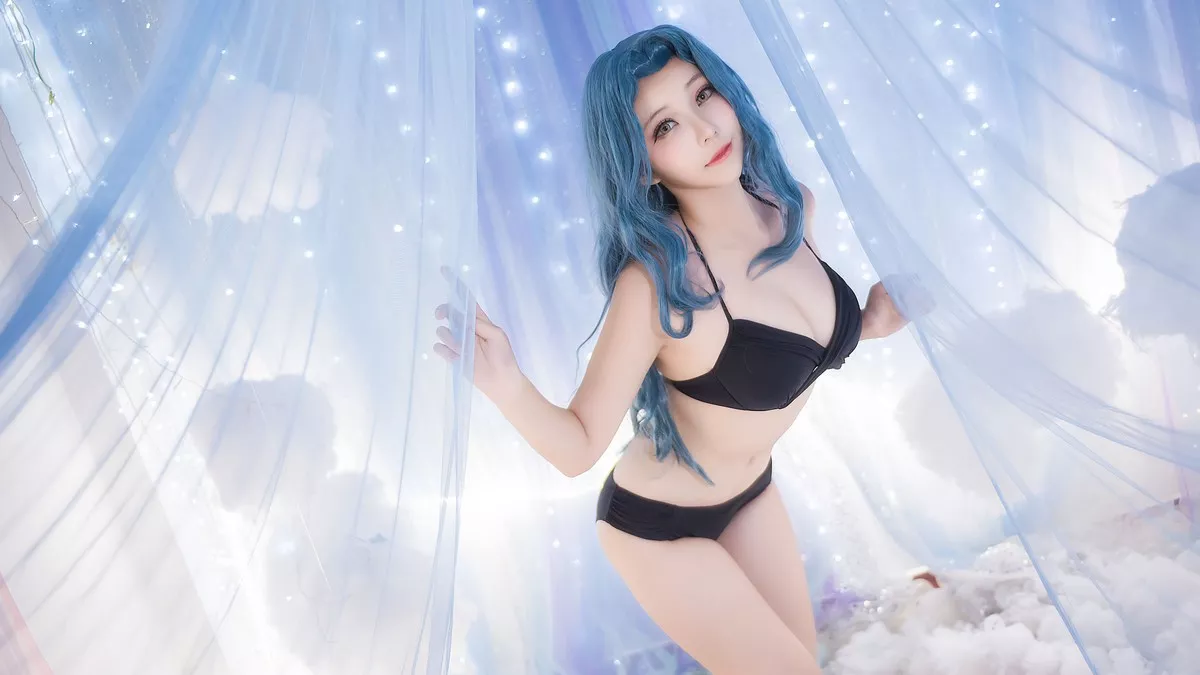 COS福利萌妹菌烨tako安玛丽主题私房性感黑色内衣秀完美身材迷人写真20P