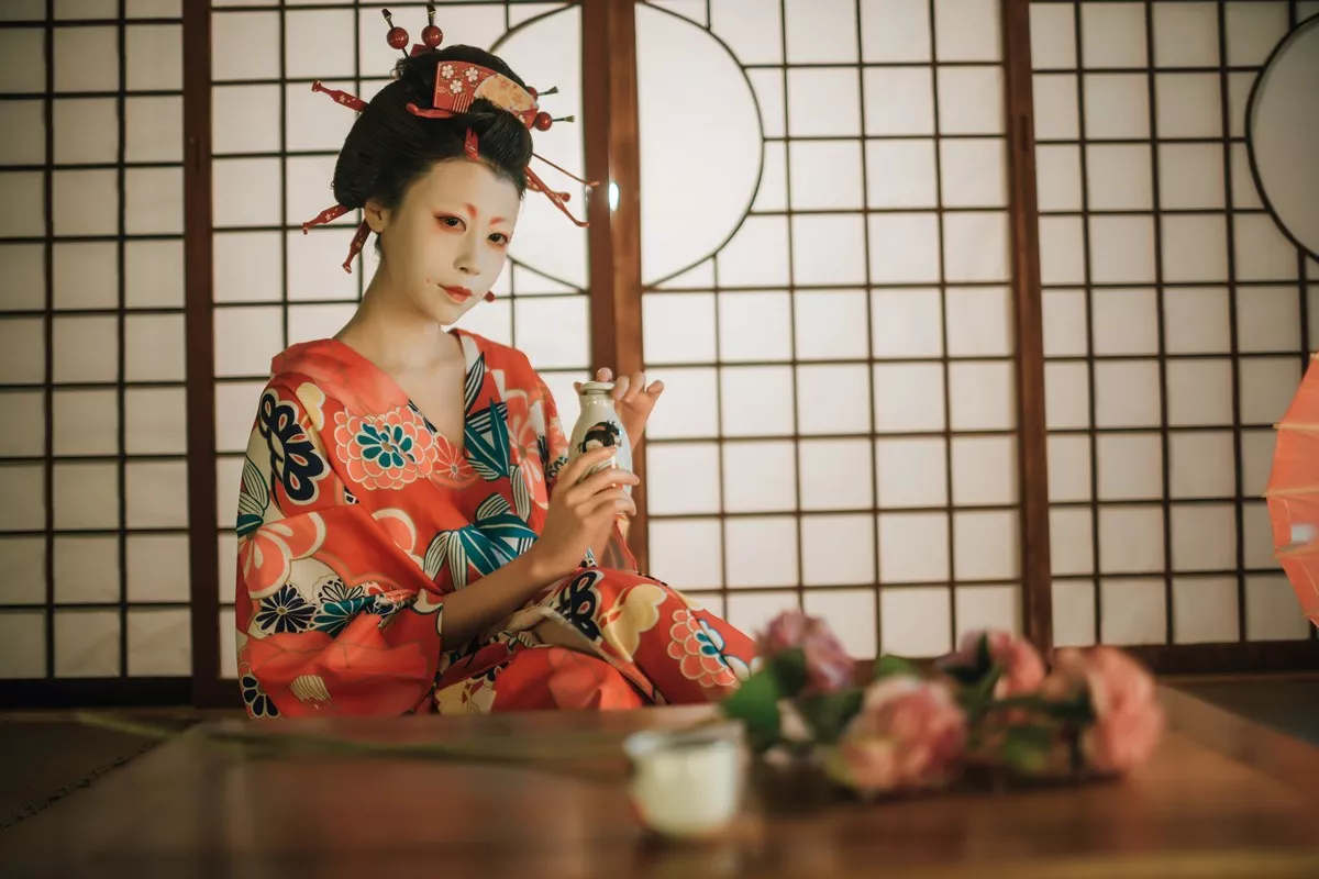 萌妹奈汐酱nice艺妓回忆录主题日系风格装扮私房半脱露傲人豪乳诱惑写真39P