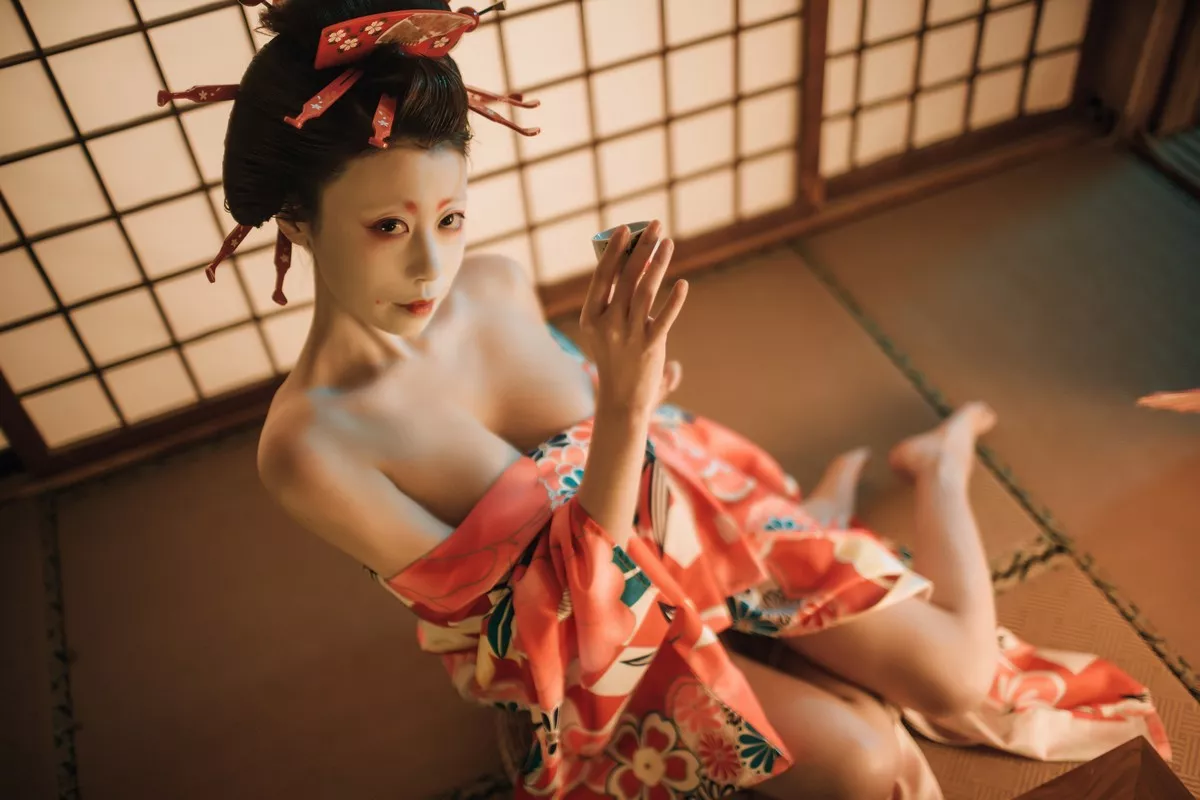萌妹奈汐酱nice艺妓回忆录主题日系风格装扮私房半脱露傲人豪乳诱惑写真39P