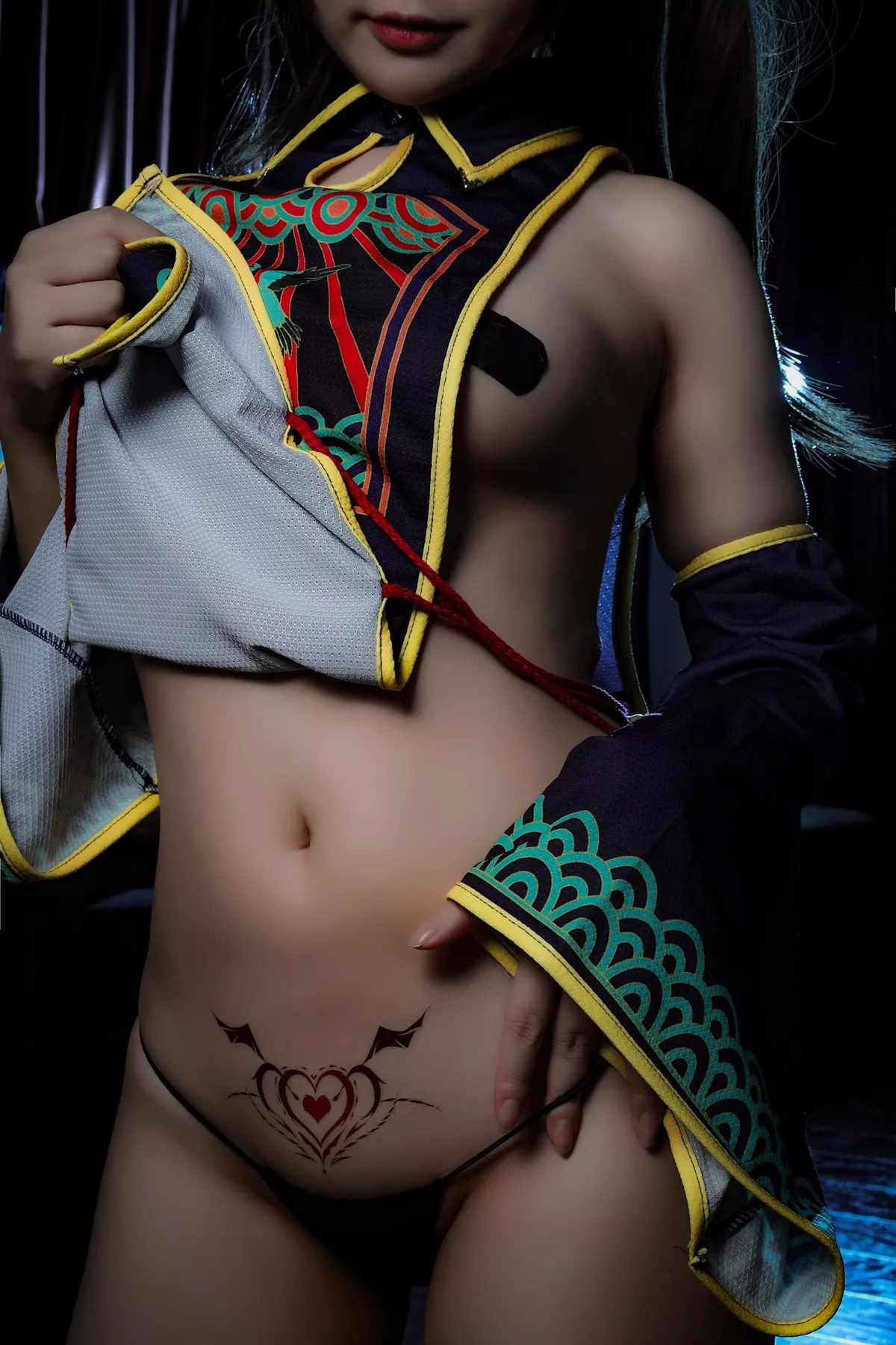 网络美女Nyako喵子日系服饰主题私房粉色情趣旗袍配白丝吊袜极致魅惑写真100P