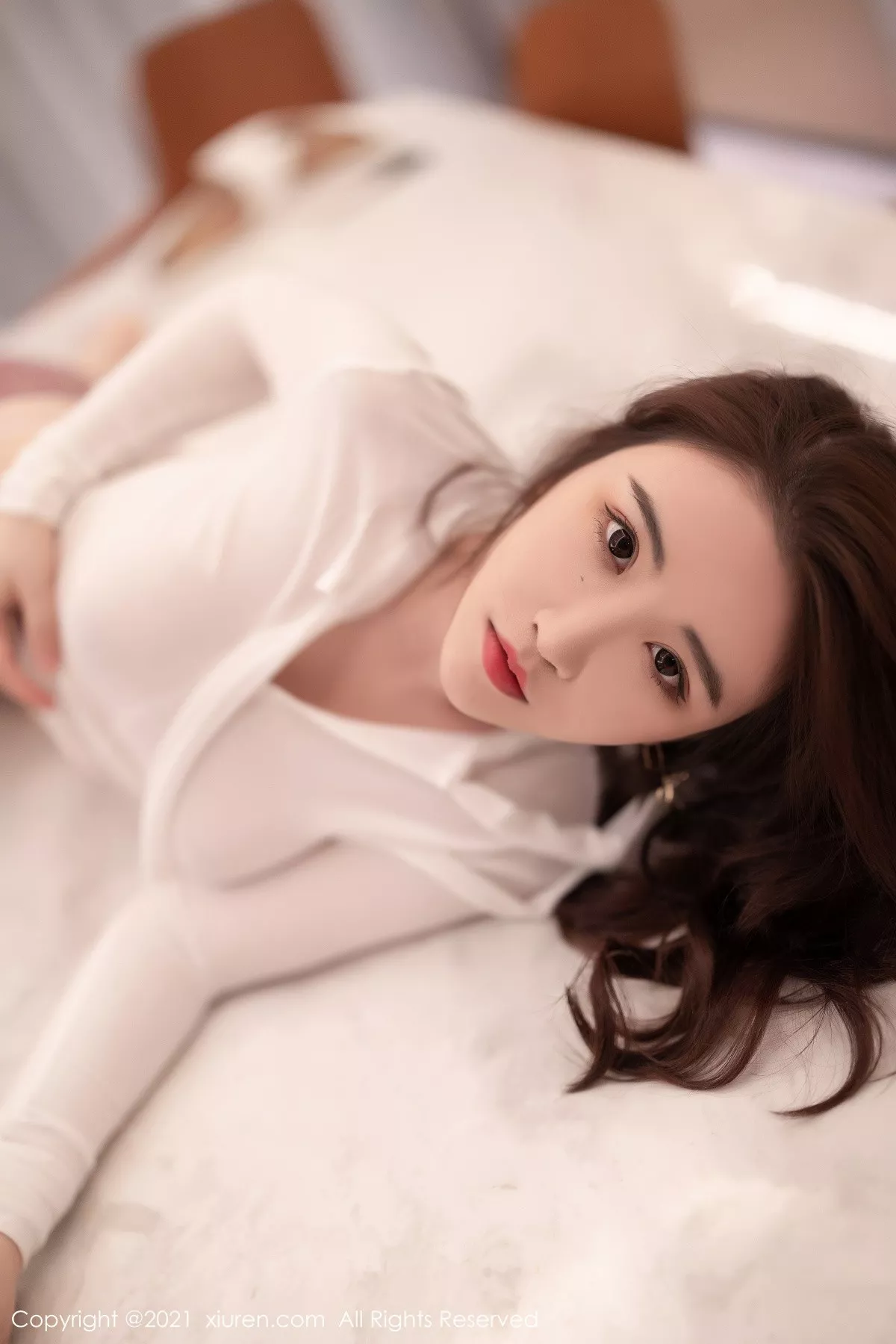 XiuRen第3816期_女神Cherry绯月樱江浙沪旅拍白色紧身服饰配肉丝裤袜诱惑写真96P