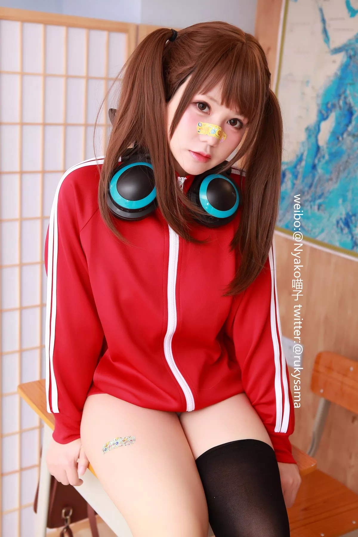 网络美女Nyako喵子女子高生日常主题私房性感内衣系列半脱露惹火身材诱惑写真80P