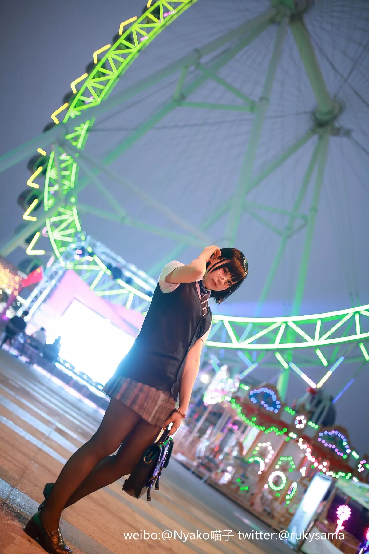 网络美女Nyako喵子女子高生日常主题私房性感内衣系列半脱露惹火身材诱惑写真80P