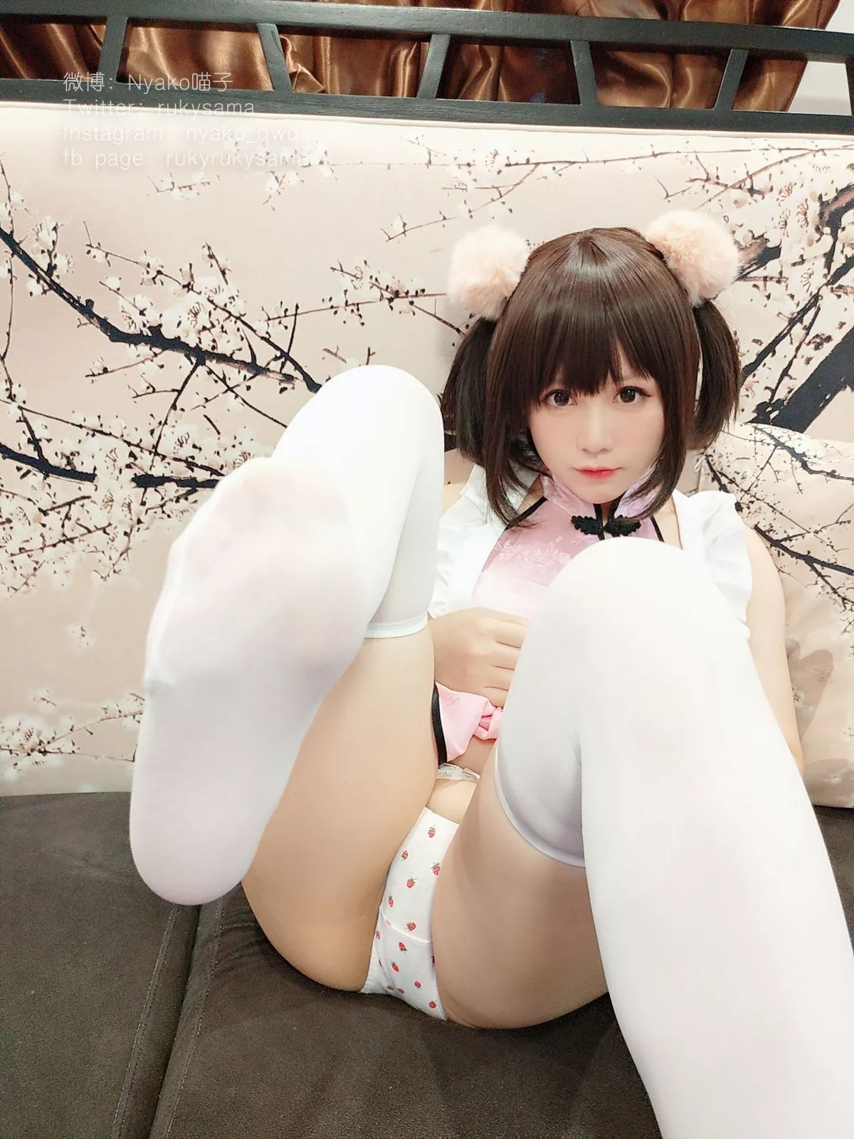 网络美女Nyako喵子私房大合集主题居家性感服饰系列真空秀惹火身材极致诱惑写真207P