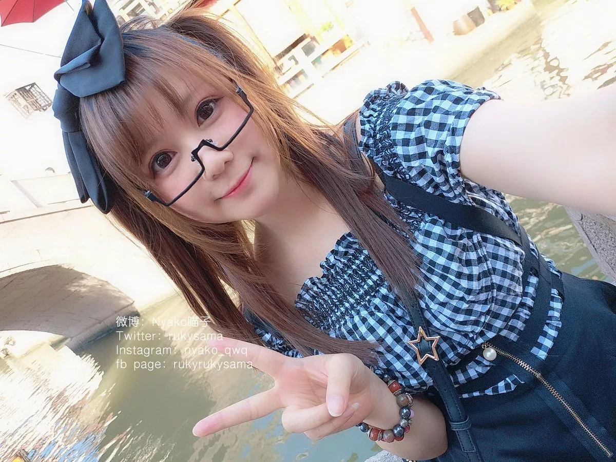 网络美女Nyako喵子私房大合集主题居家性感服饰系列真空秀惹火身材极致诱惑写真207P