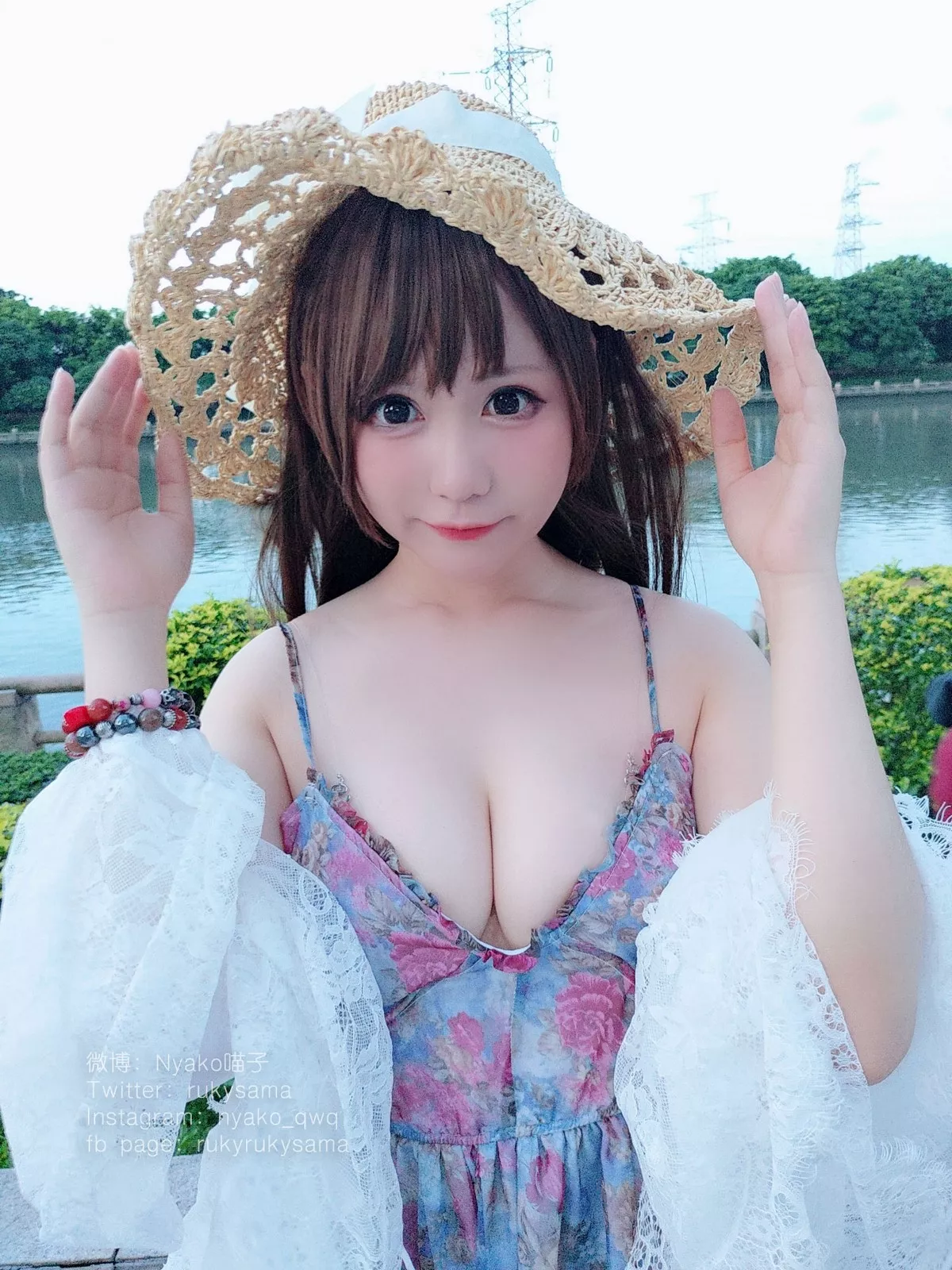 网络美女Nyako喵子私房大合集主题居家性感服饰系列真空秀惹火身材极致诱惑写真207P
