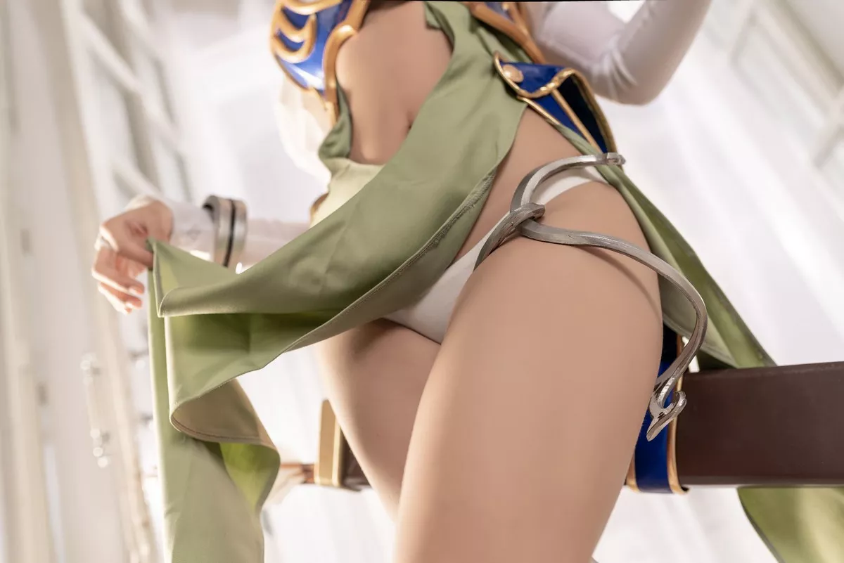 动漫博主蠢沫沫精灵村第一村人主题私房性感低胸服饰露傲人豪乳撩人诱惑写真39P