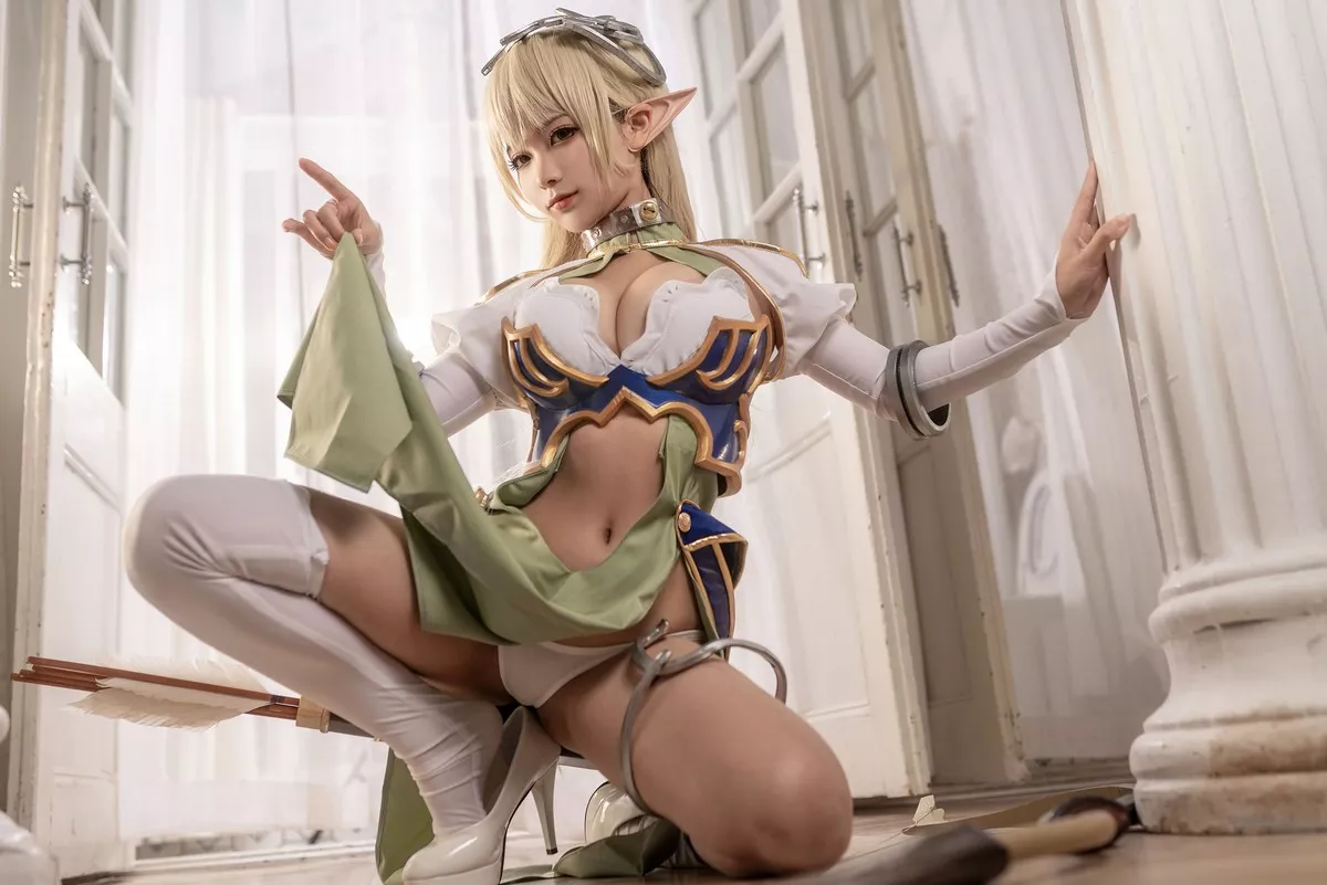 动漫博主蠢沫沫精灵村第一村人主题私房性感低胸服饰露傲人豪乳撩人诱惑写真39P