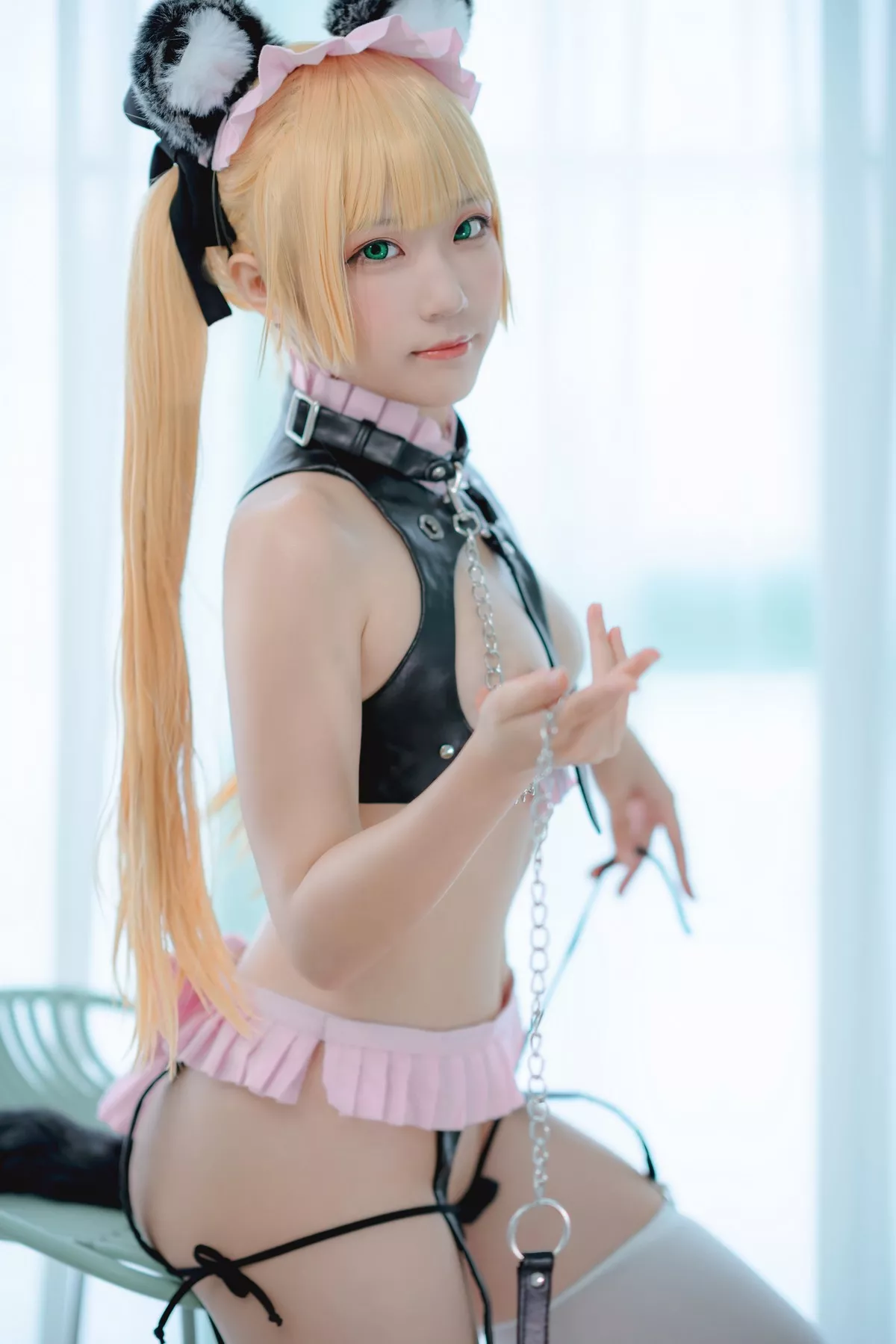 网络美女Mime弥美情趣小野猫主题私房黑色情趣内衣露豪乳遮点极致诱惑写真45P