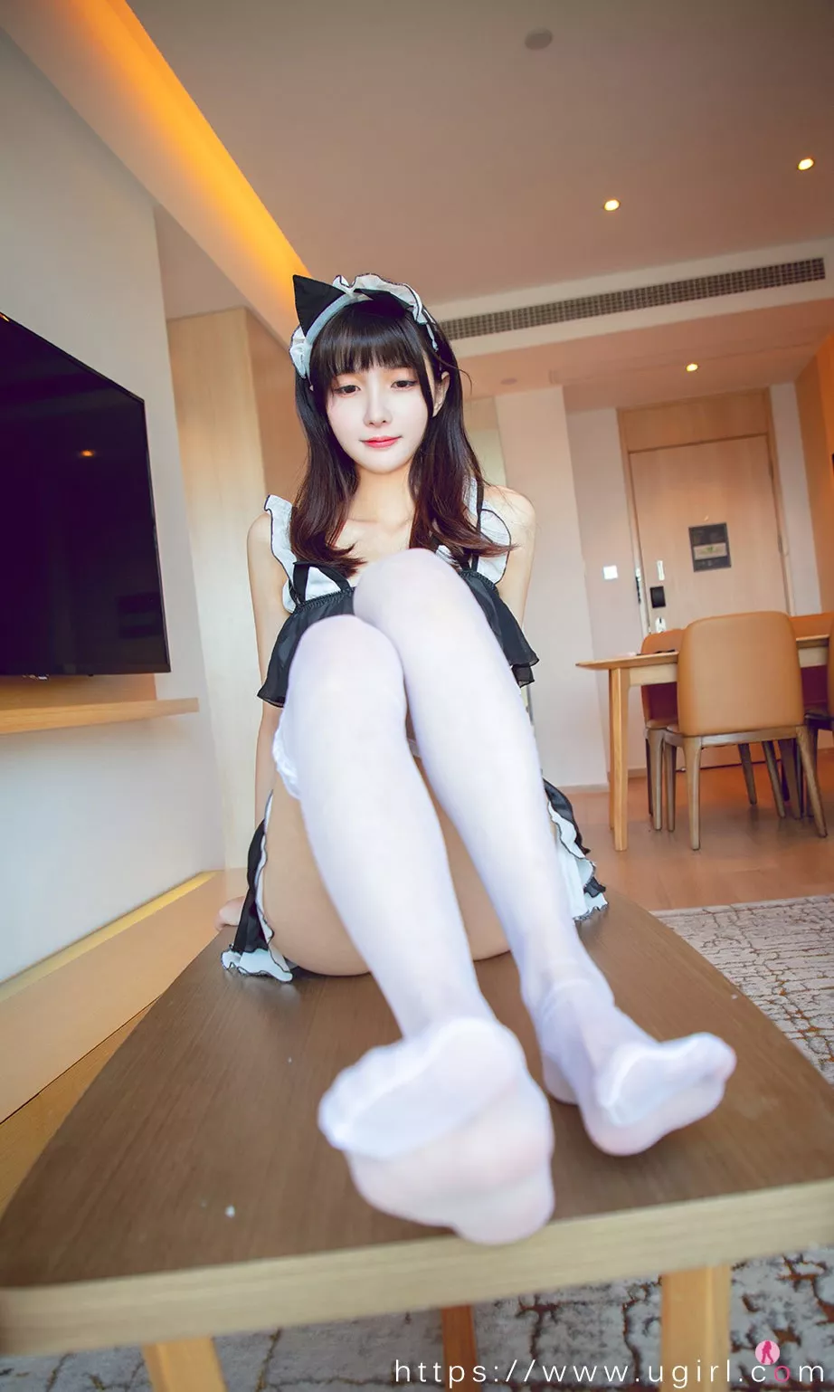 [Ugirls爱尤物]No.2182_模特猫猫私房猫仆日记主题性感迷你裙露丁字裤秀翘臀诱惑写真35P