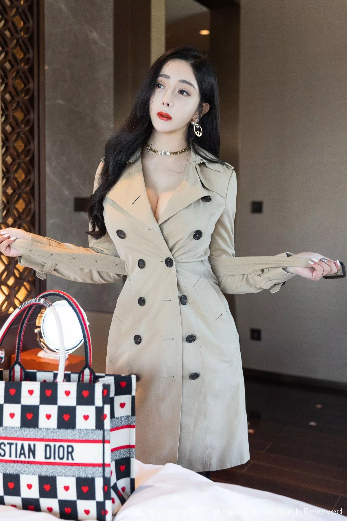 XiuRen第4020期_模特允爾秘书剧情主题浴室性感豹纹内衣秀丰满身材诱惑写真92P