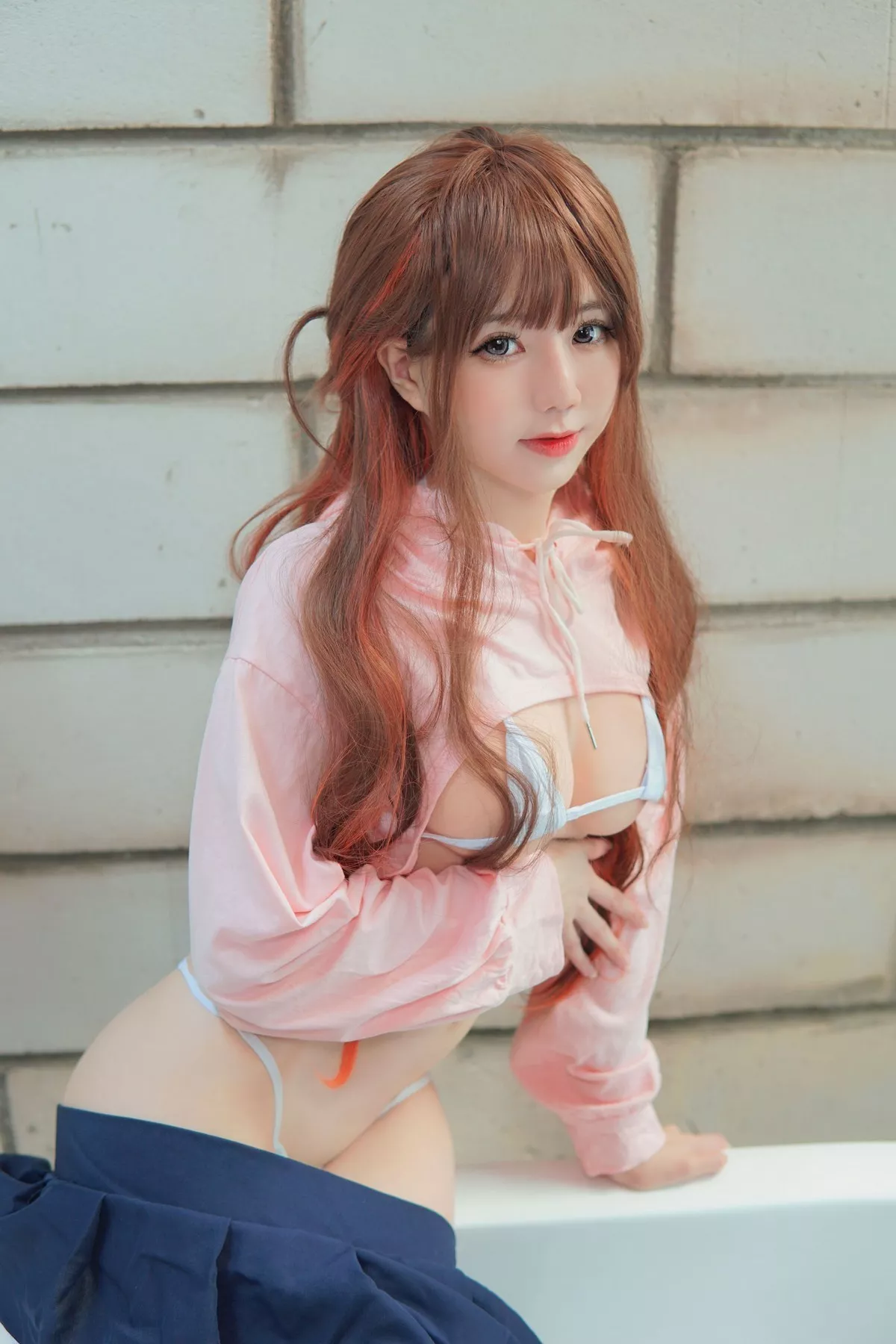 网络美女多啦雪三点式内衣主题私房浴室粉色JK制服半脱秀丰满身材诱惑写真48P