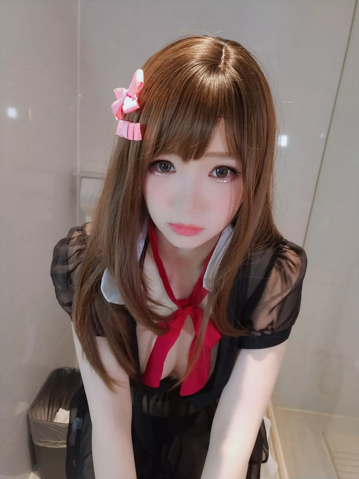 动漫博主雪晴Astra浴室女仆主题私房浴室情趣捆绑黑色丁字裤秀翘臀诱惑写真92P