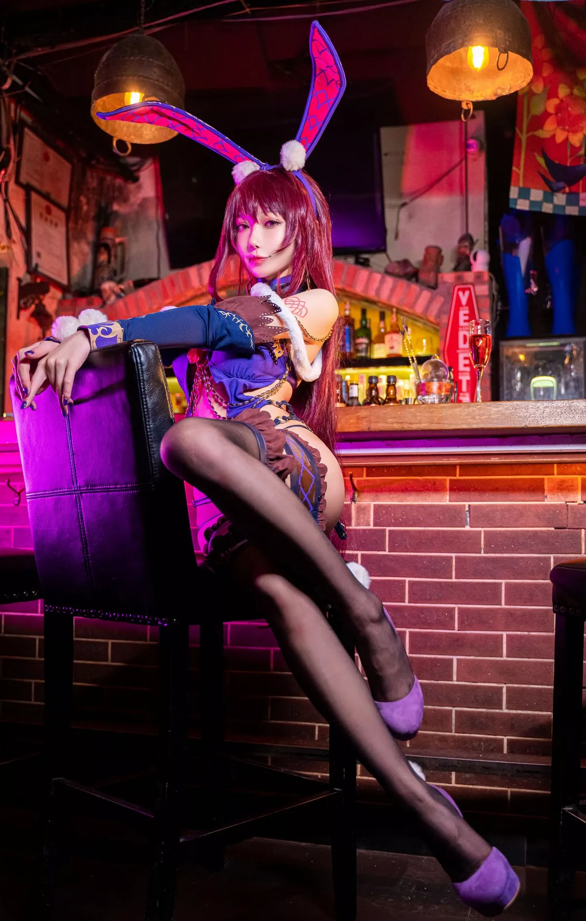 动漫博主阿包也是兔娘斯卡哈兔女郎主题私房性感情趣服饰配黑丝袜迷人诱惑写真32P