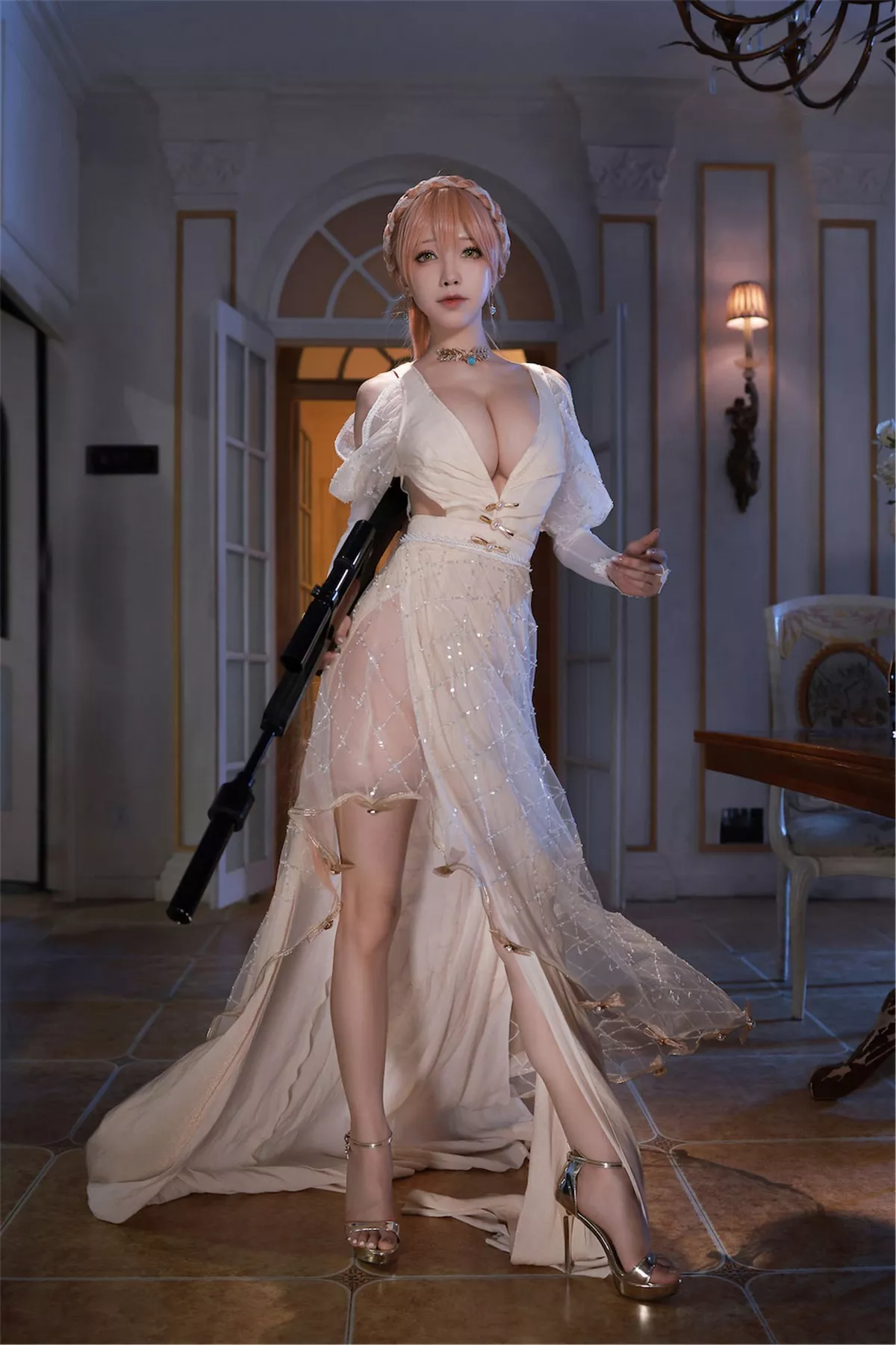 动漫博主水淼aqua少女前线主题私房性感薄纱服饰配蕾丝袜秀豪乳翘臀诱惑写真77P